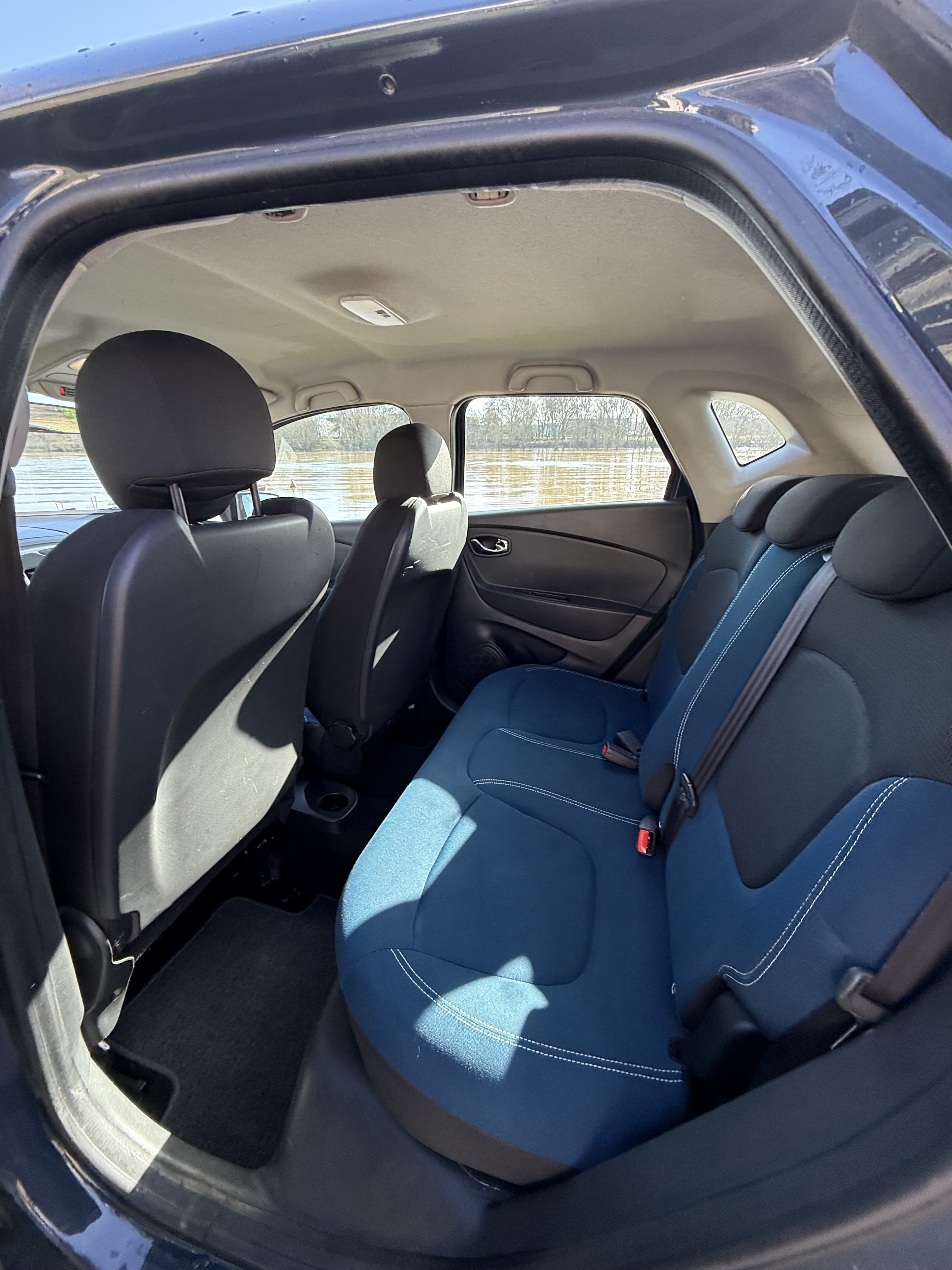 Renault Captur avec Entrée audio / iPod