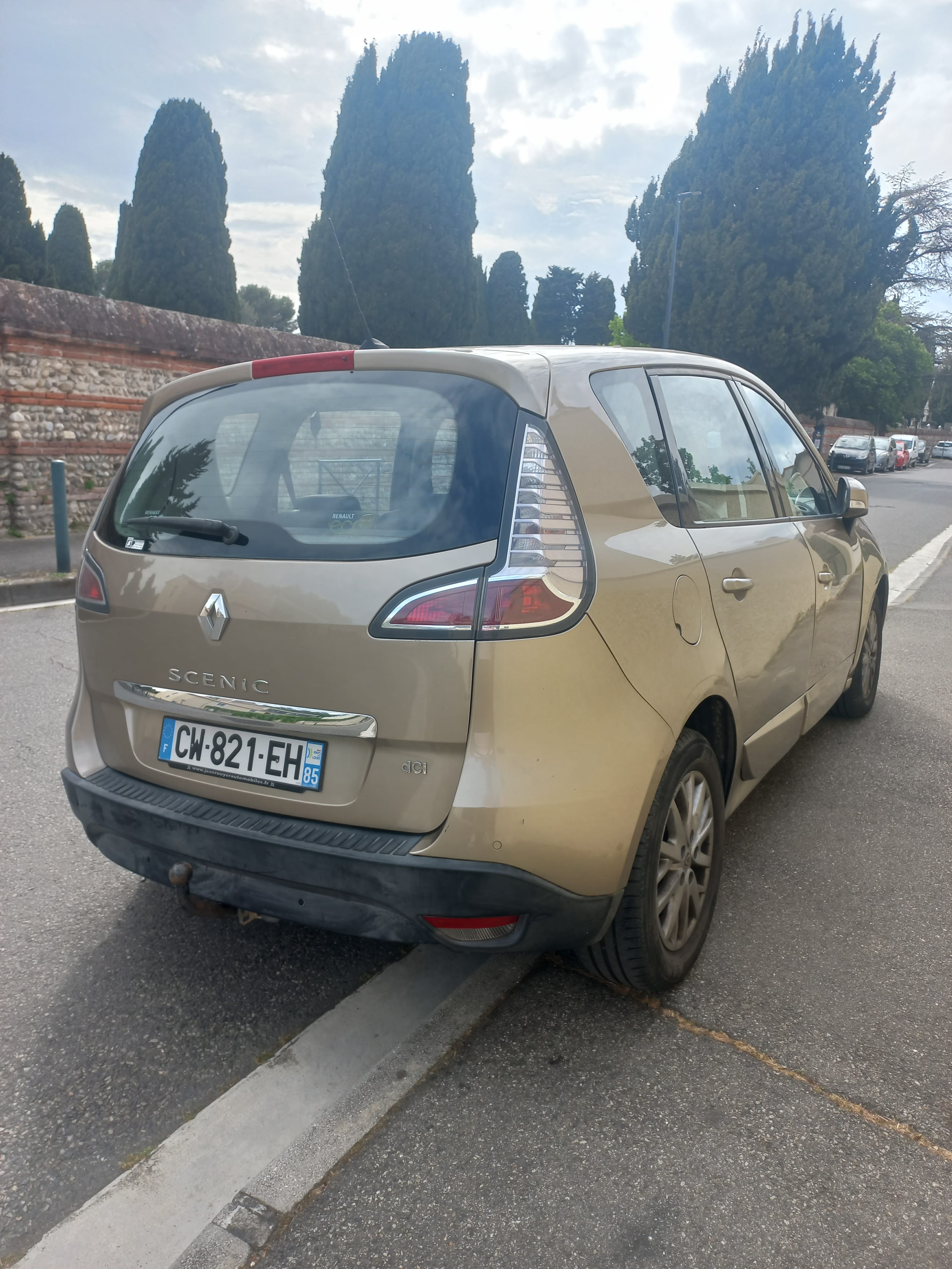 Renault Scenic 1.5 DCI 110 CV dynamique with Air conditioning