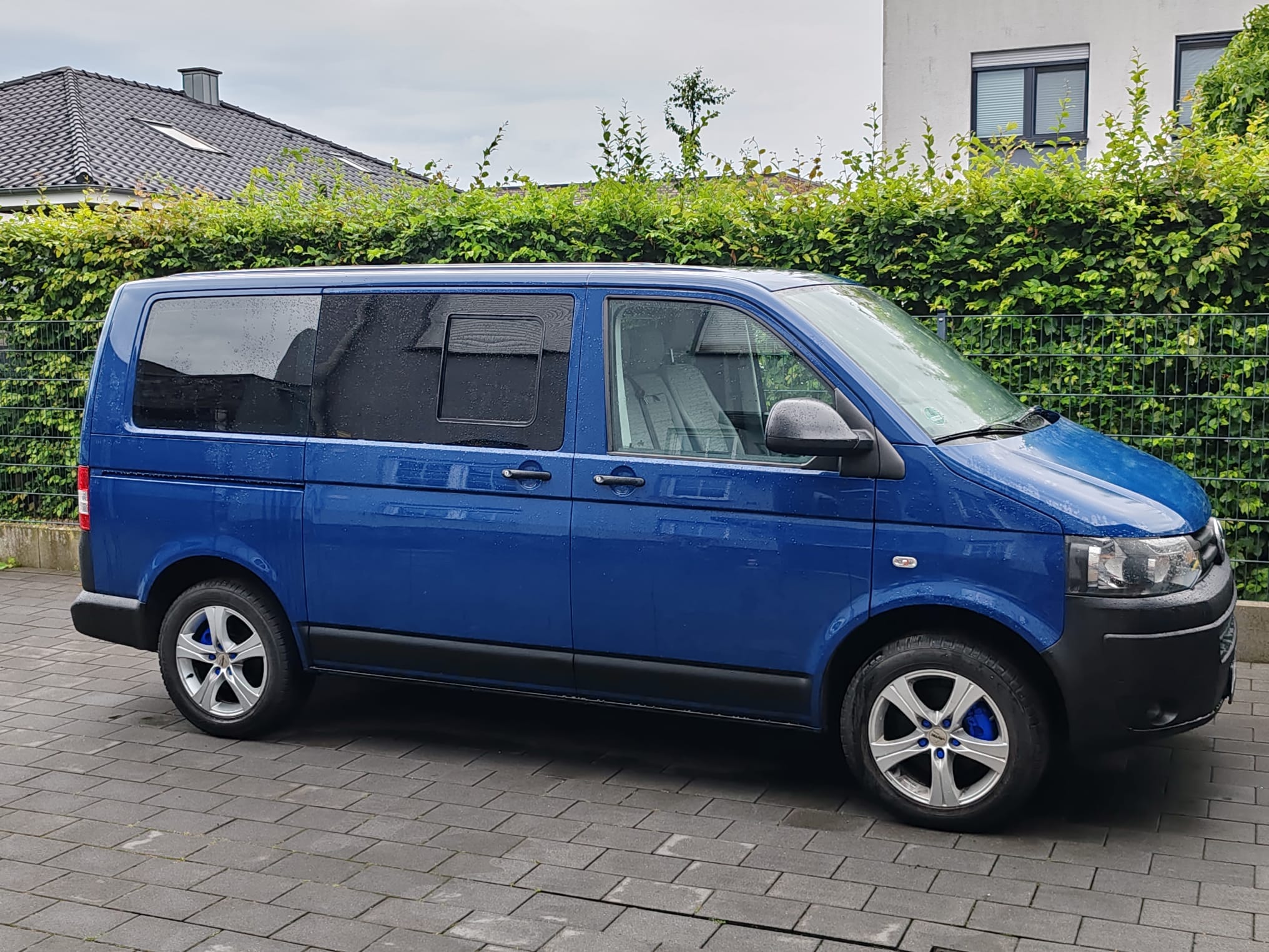Volkswagen Transporter Kombi, 2011, Diesel, 9 Sitze und mehr