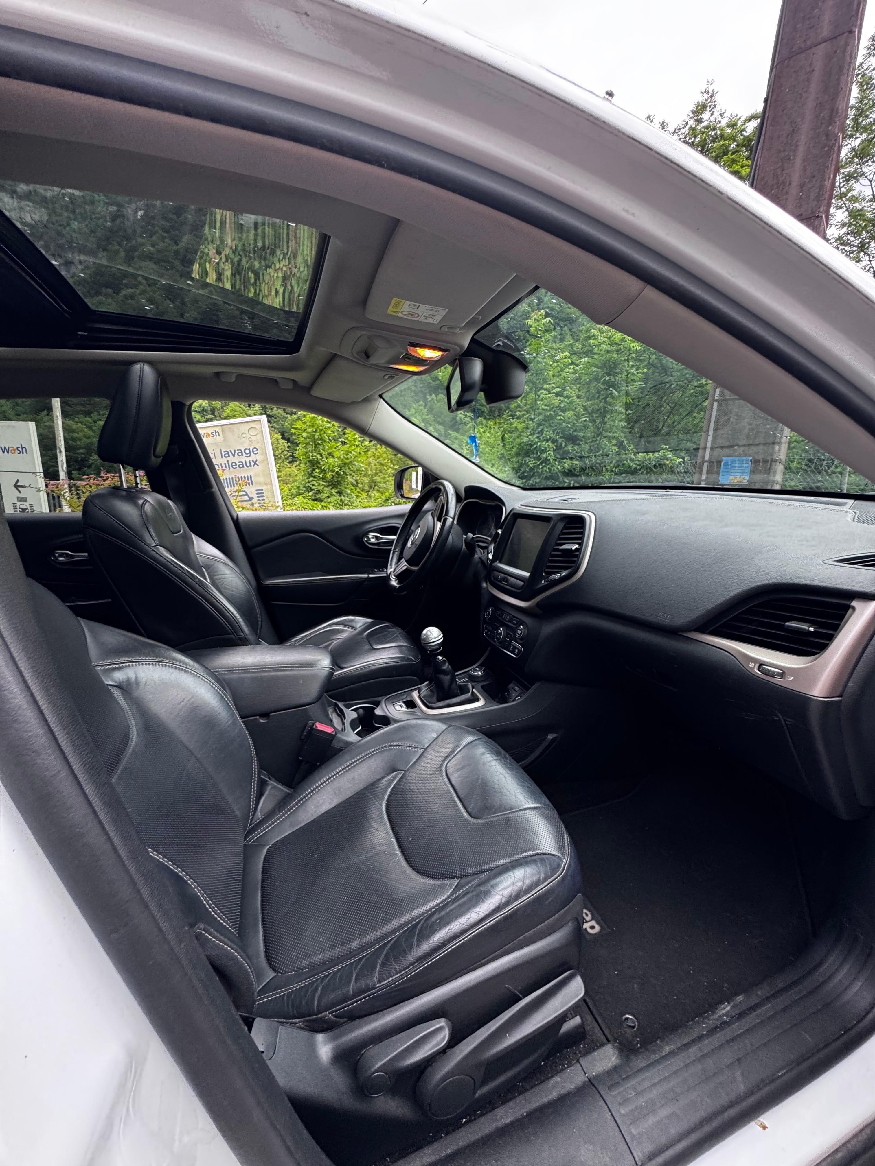 Jeep Cherokee Limited avec Caméra de recul