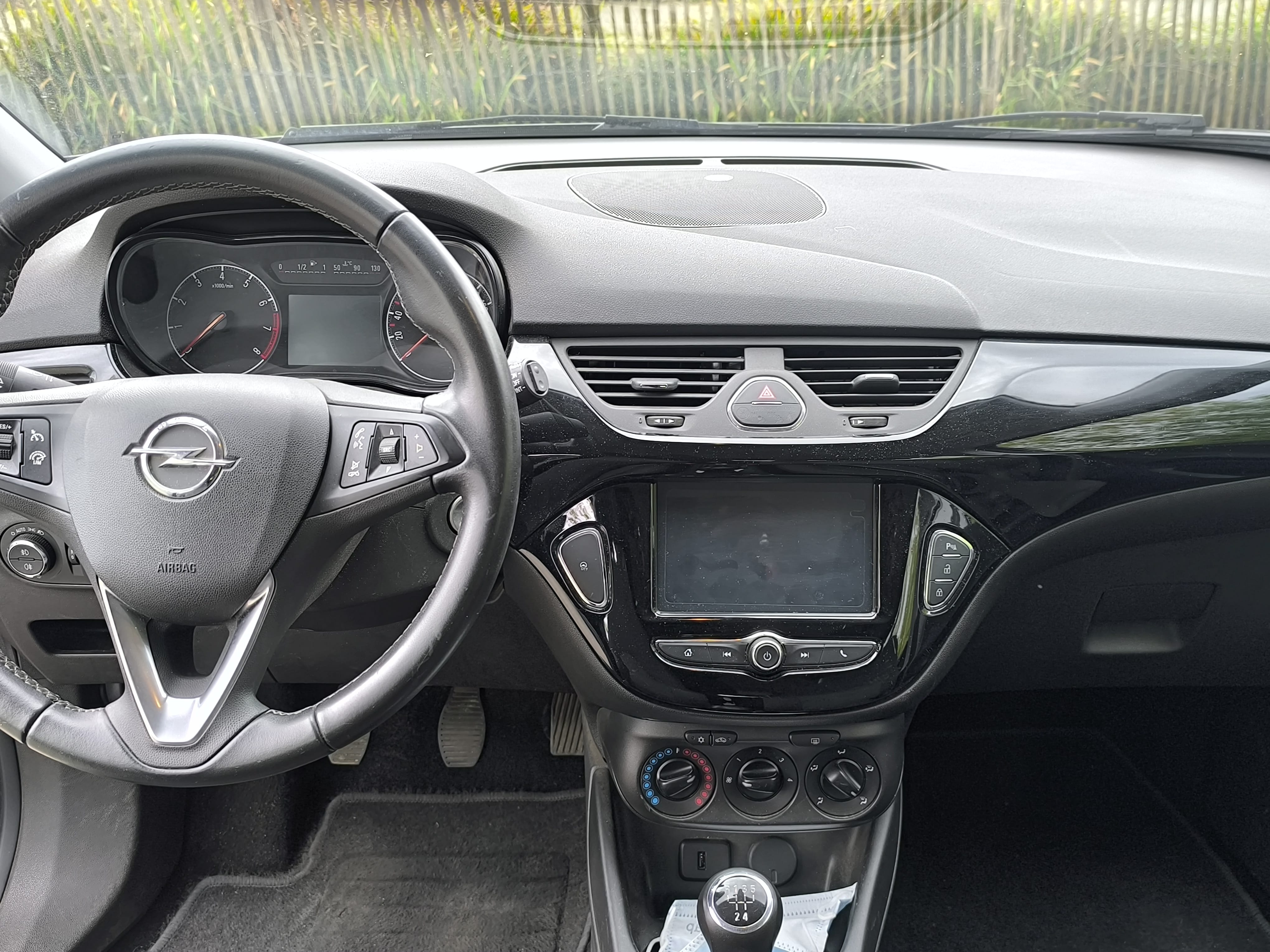 Opel Corsa avec Apple CarPlay