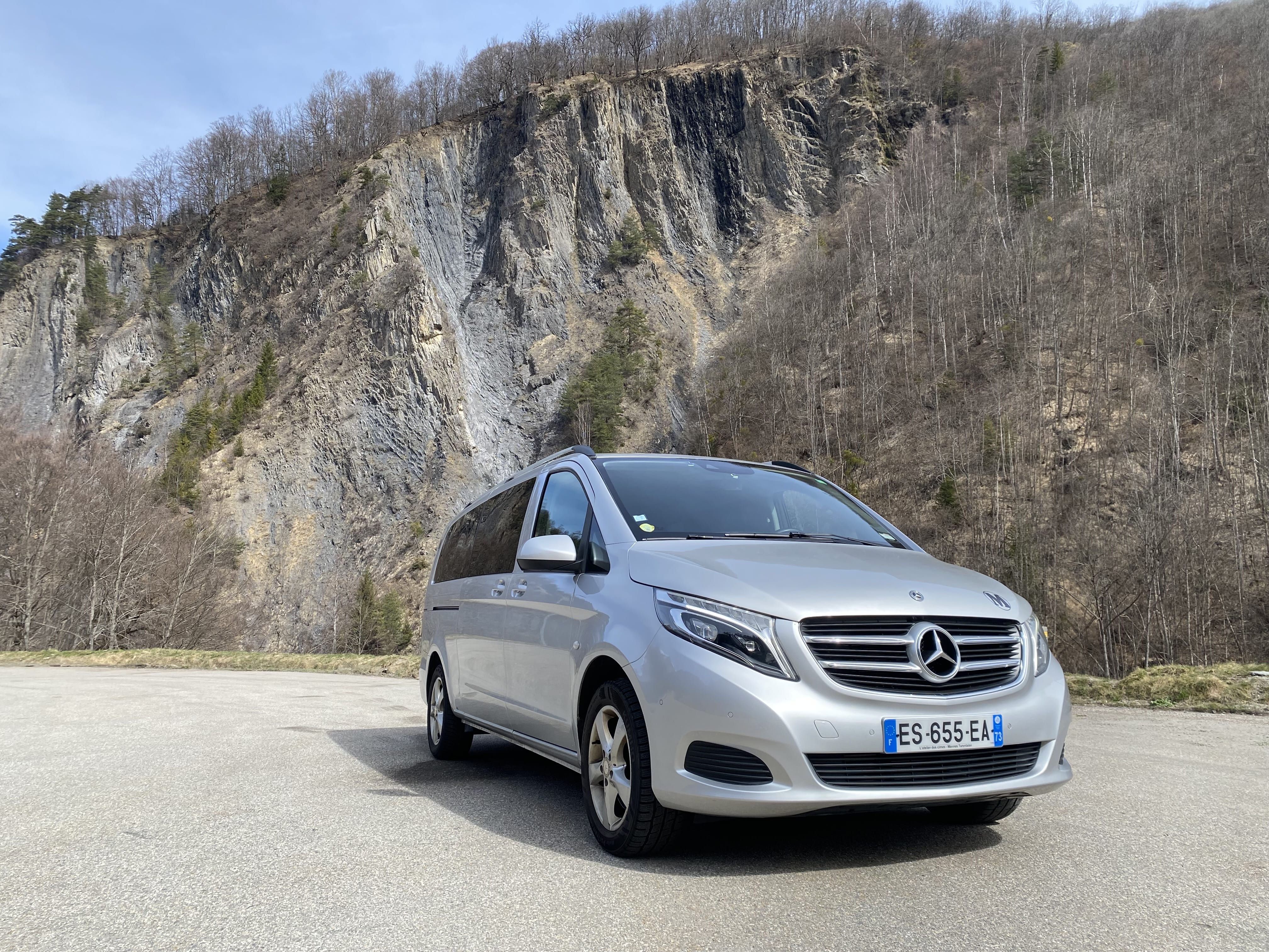 Mercedes-Benz Vito Tourer Van aménagé avec Attelage