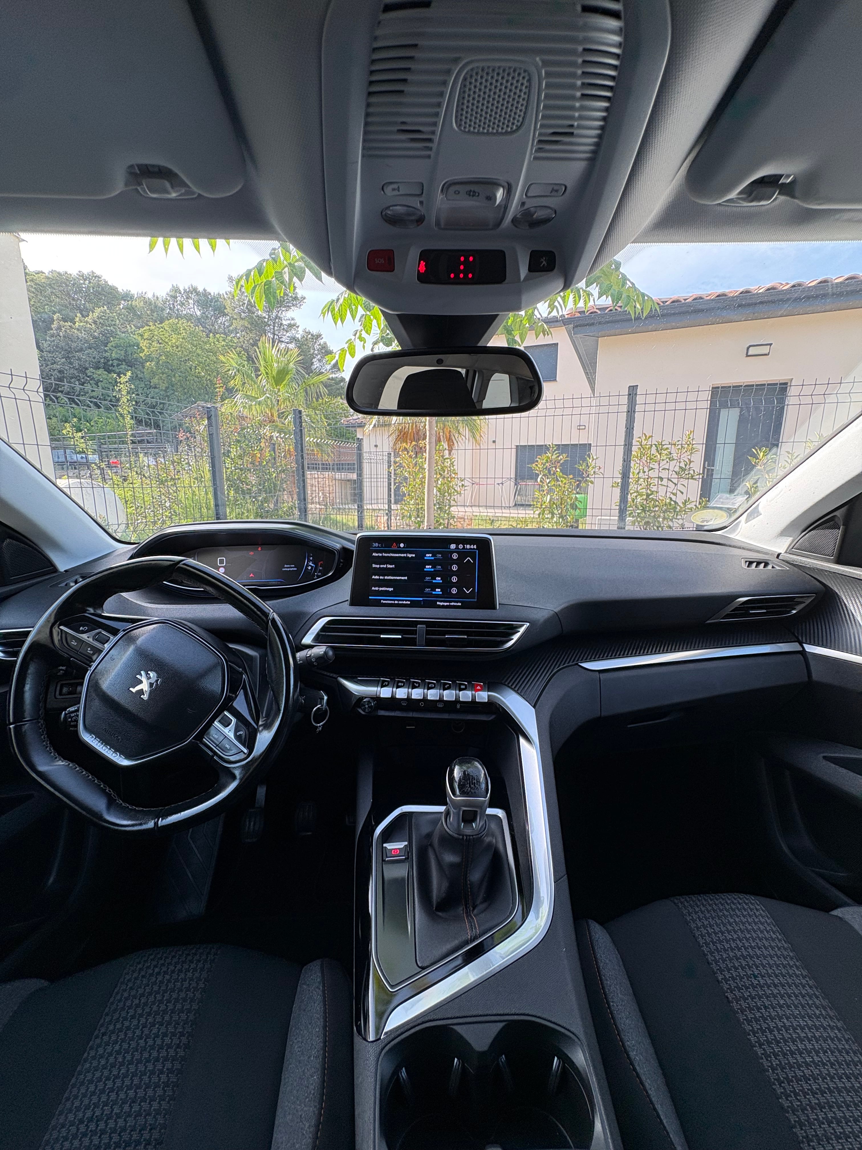 Peugeot 5008 avec Régulateur de vitesse