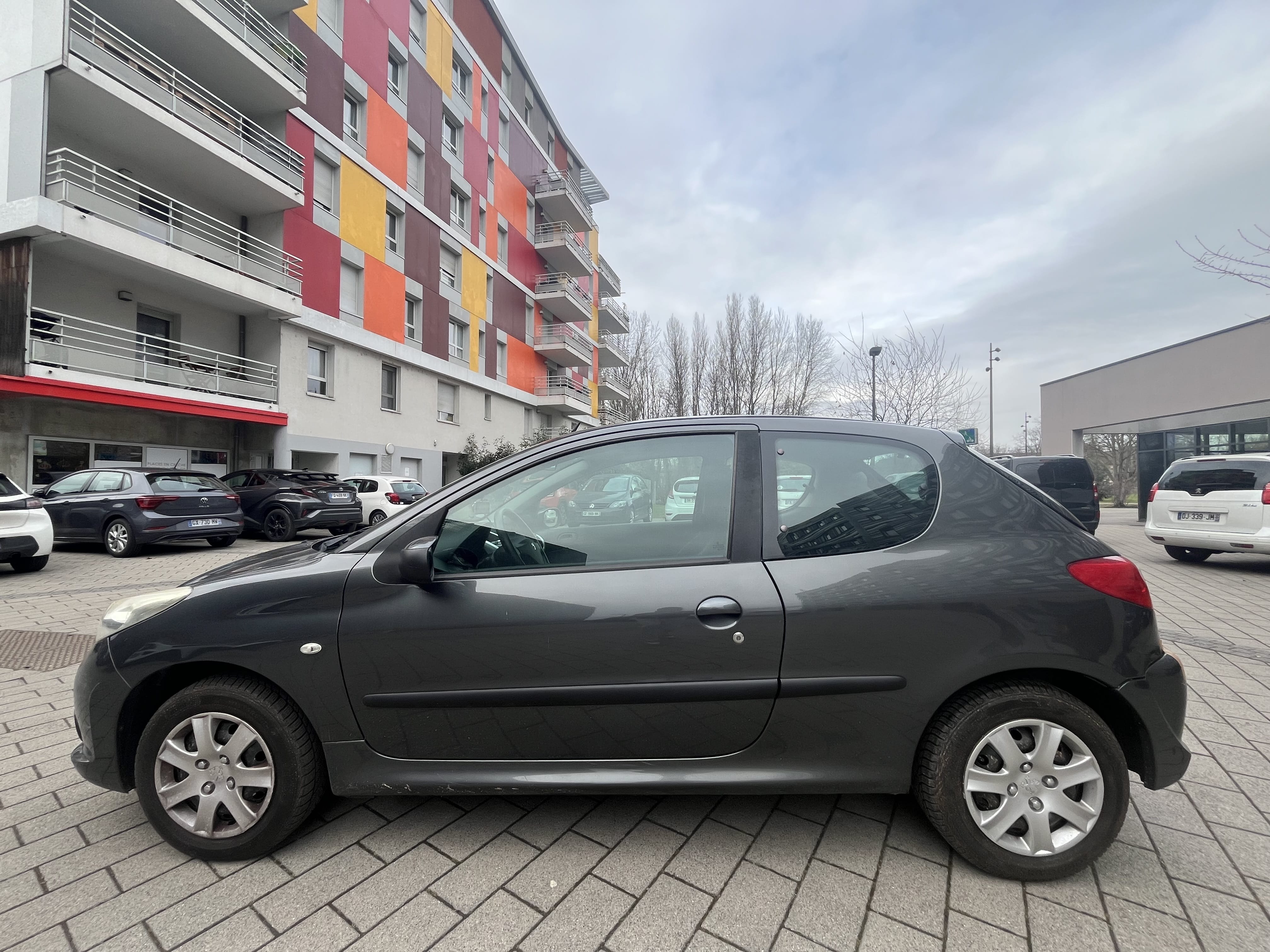 Peugeot 206+ avec Climatisation