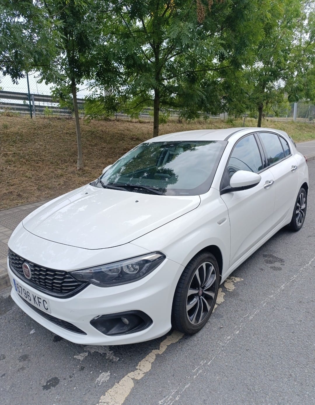 Fiat Tipo SW 1.4  T-Jet Lounge 120cv, 2017, LPG