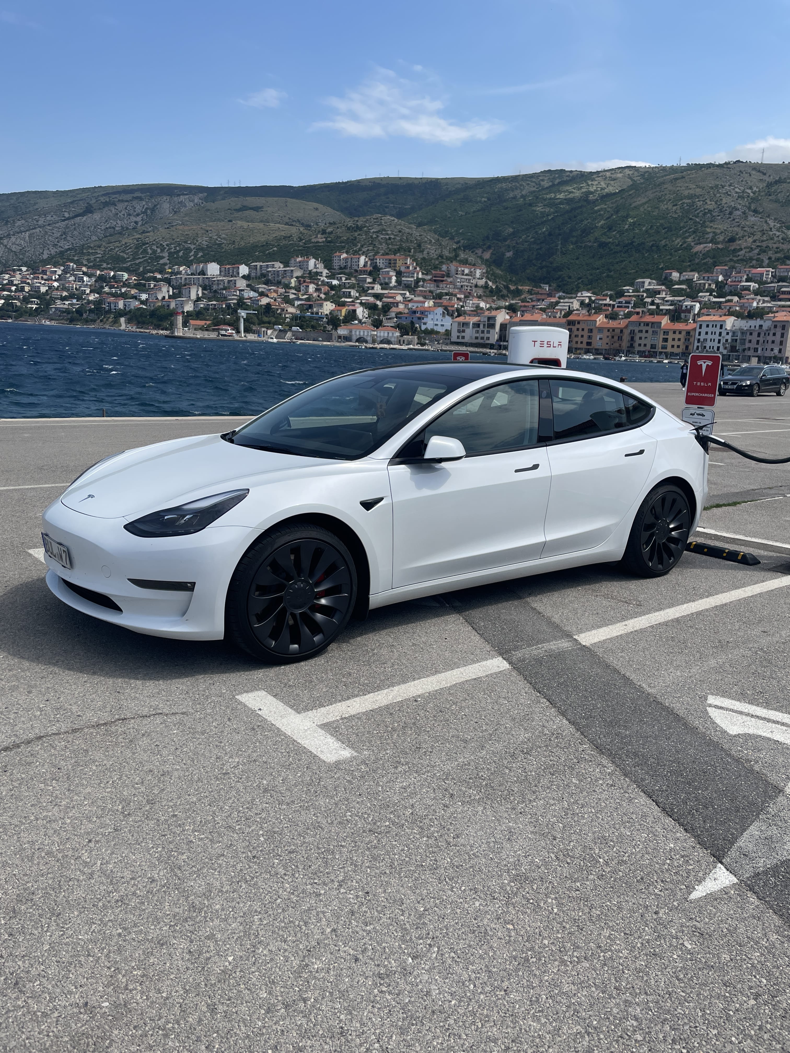 Tesla Model 3 Long Range Performance mit 534 PS mit Klimaanlage