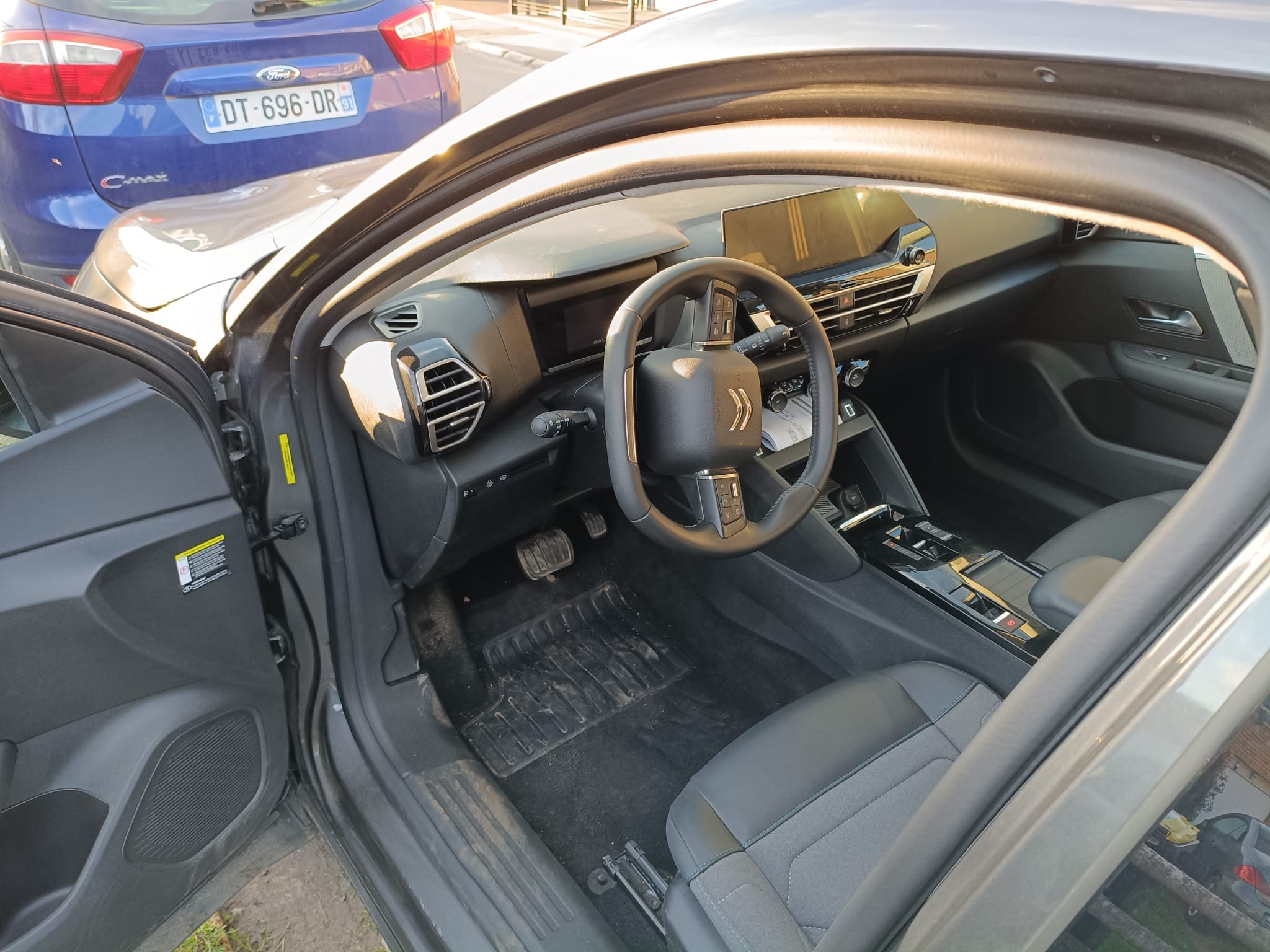 Citroen C4 avec GPS