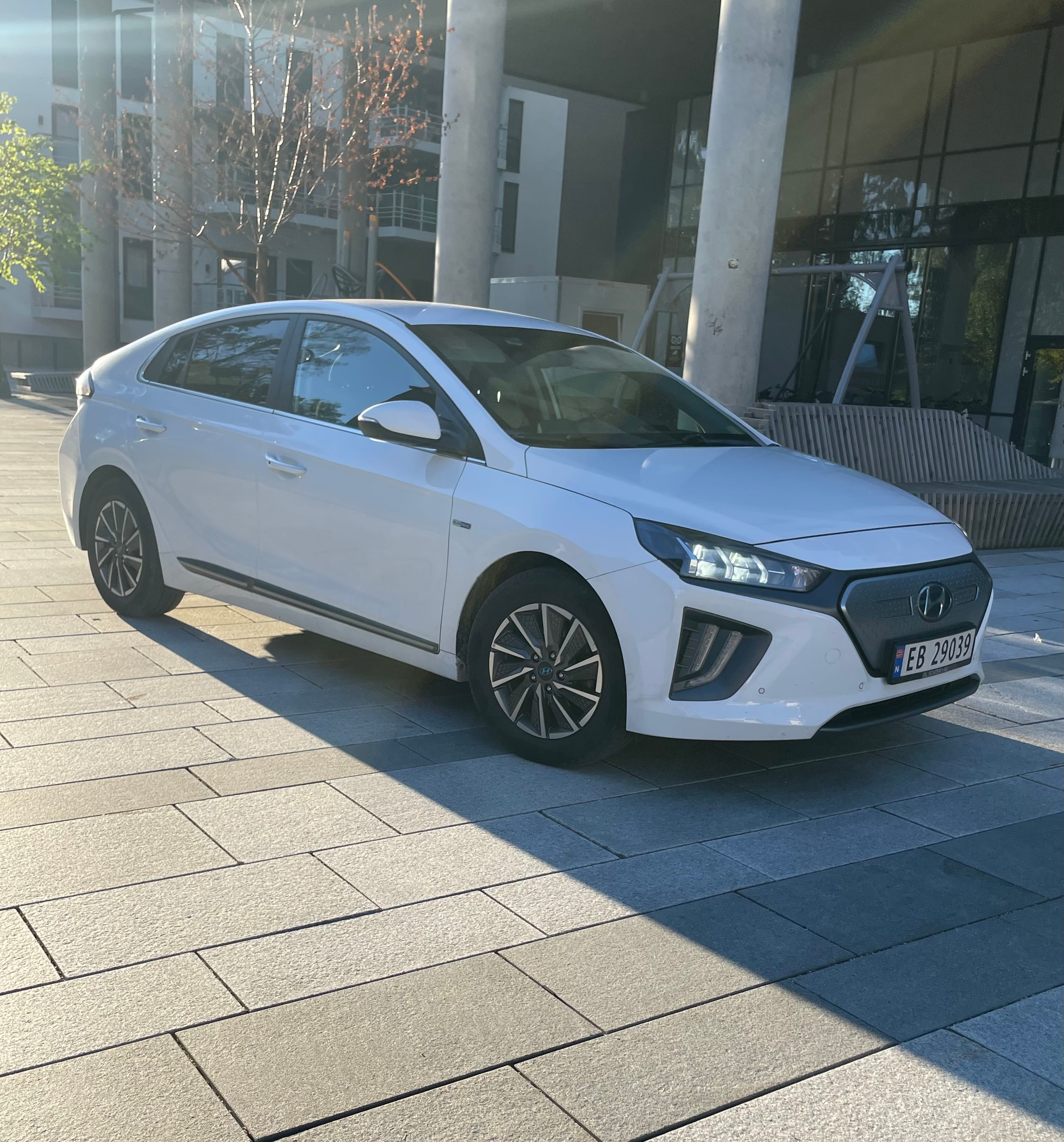 Hyundai Ioniq, 2020, Elektro, Automatik