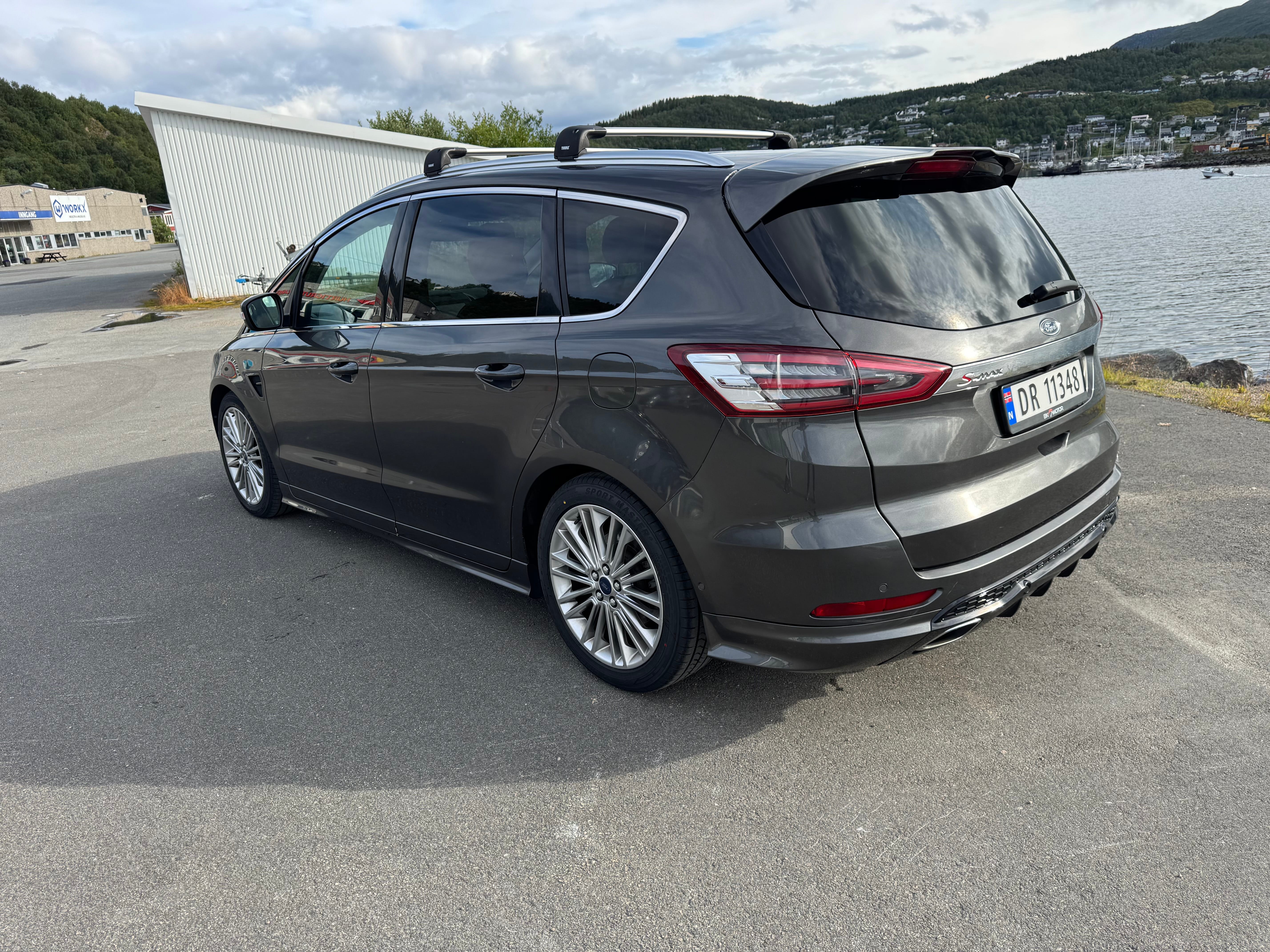 Ford S-Max med Ryggekamera