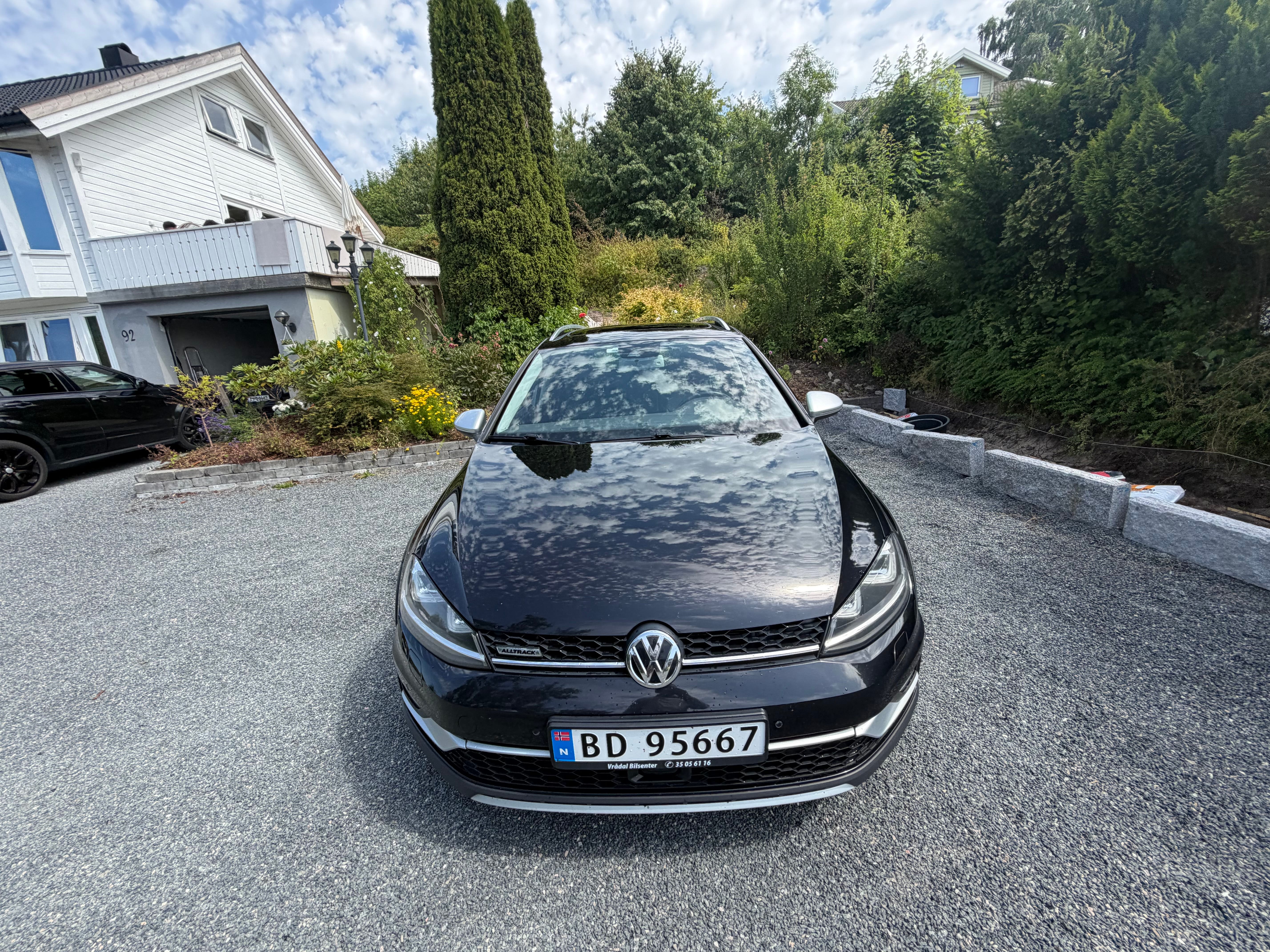 Volkswagen Golf Variant, 2016, Diesel, automatic