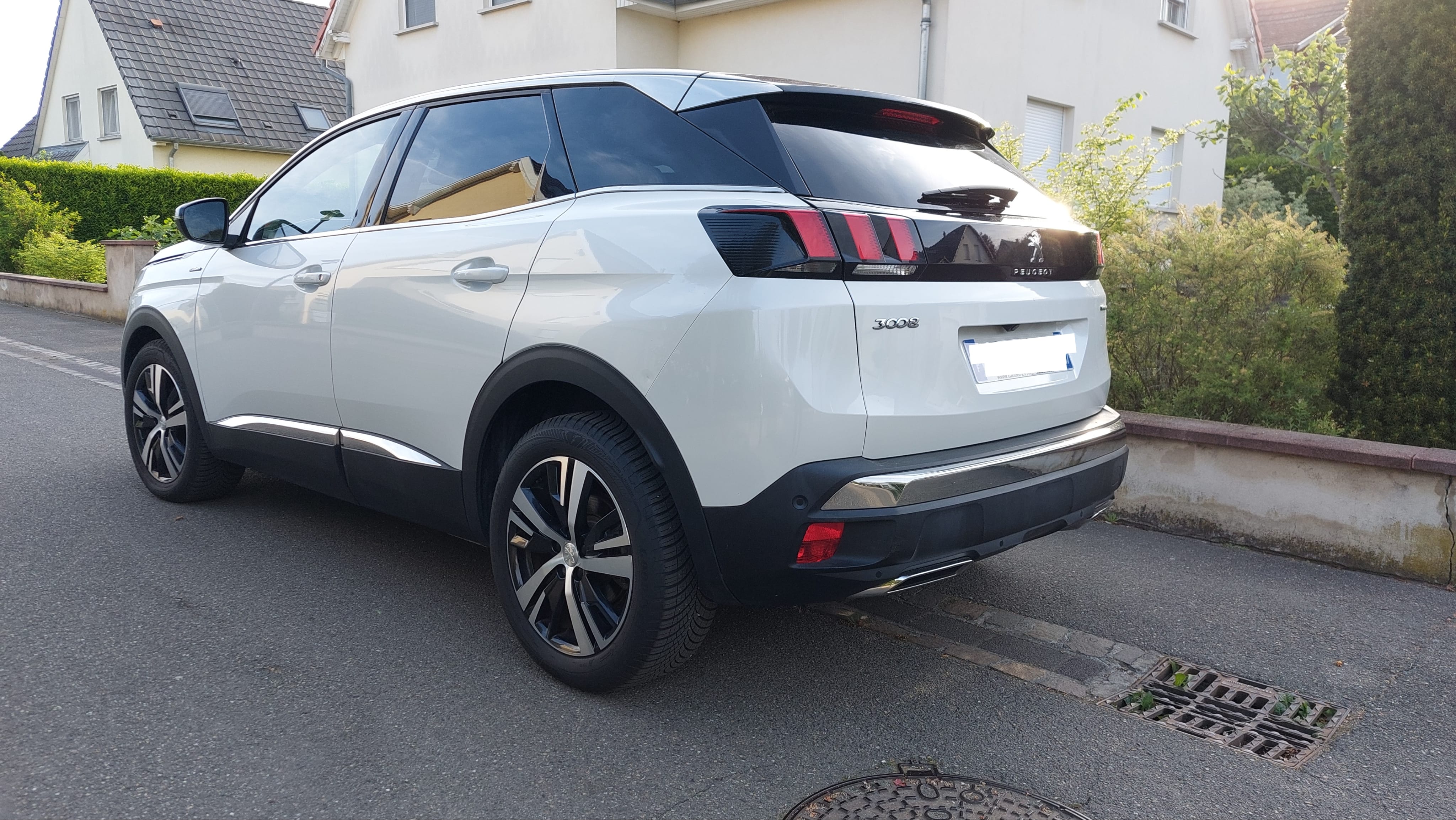 Peugeot 3008 2L HDI 150 CV avec Caméra de recul