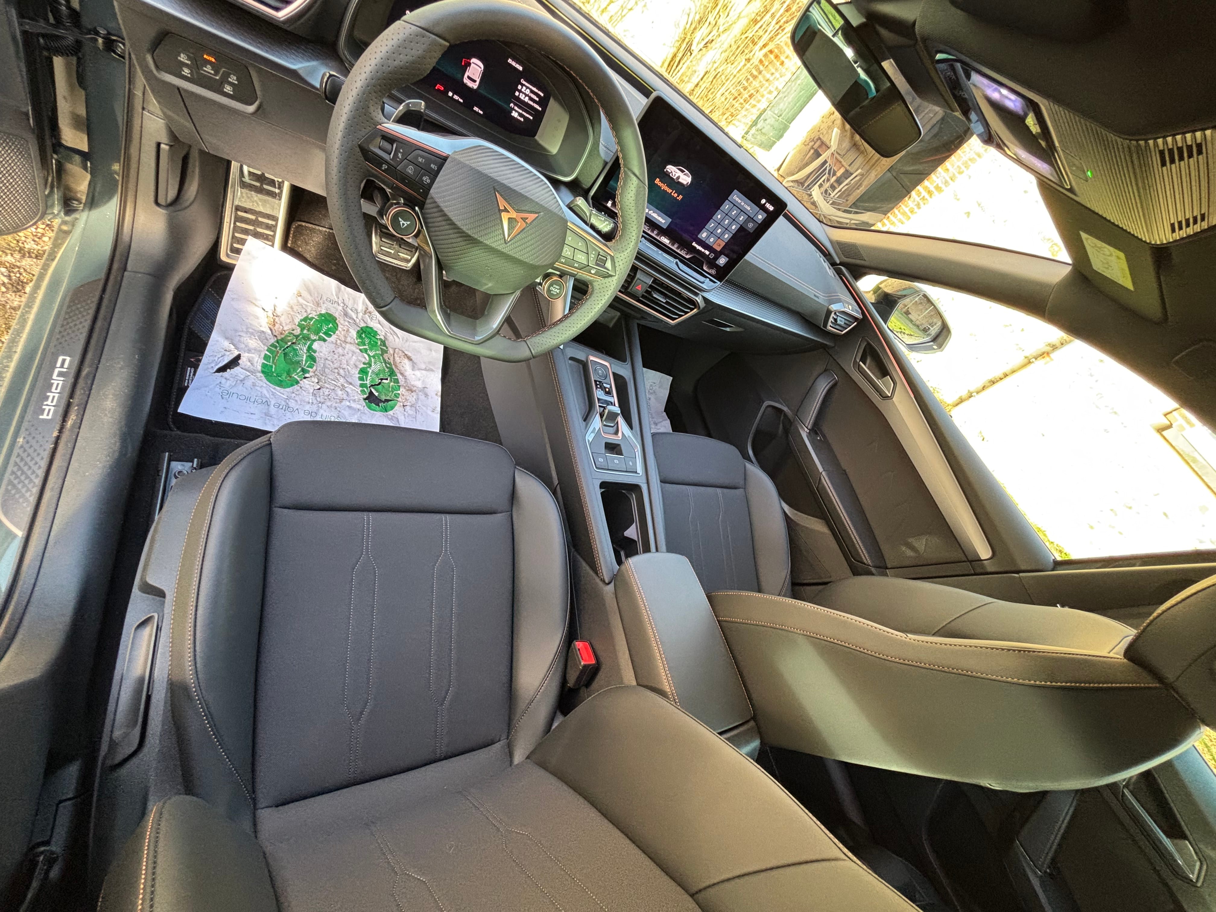 Cupra Leon 1.4 e-Hybride V DSG6 avec GPS