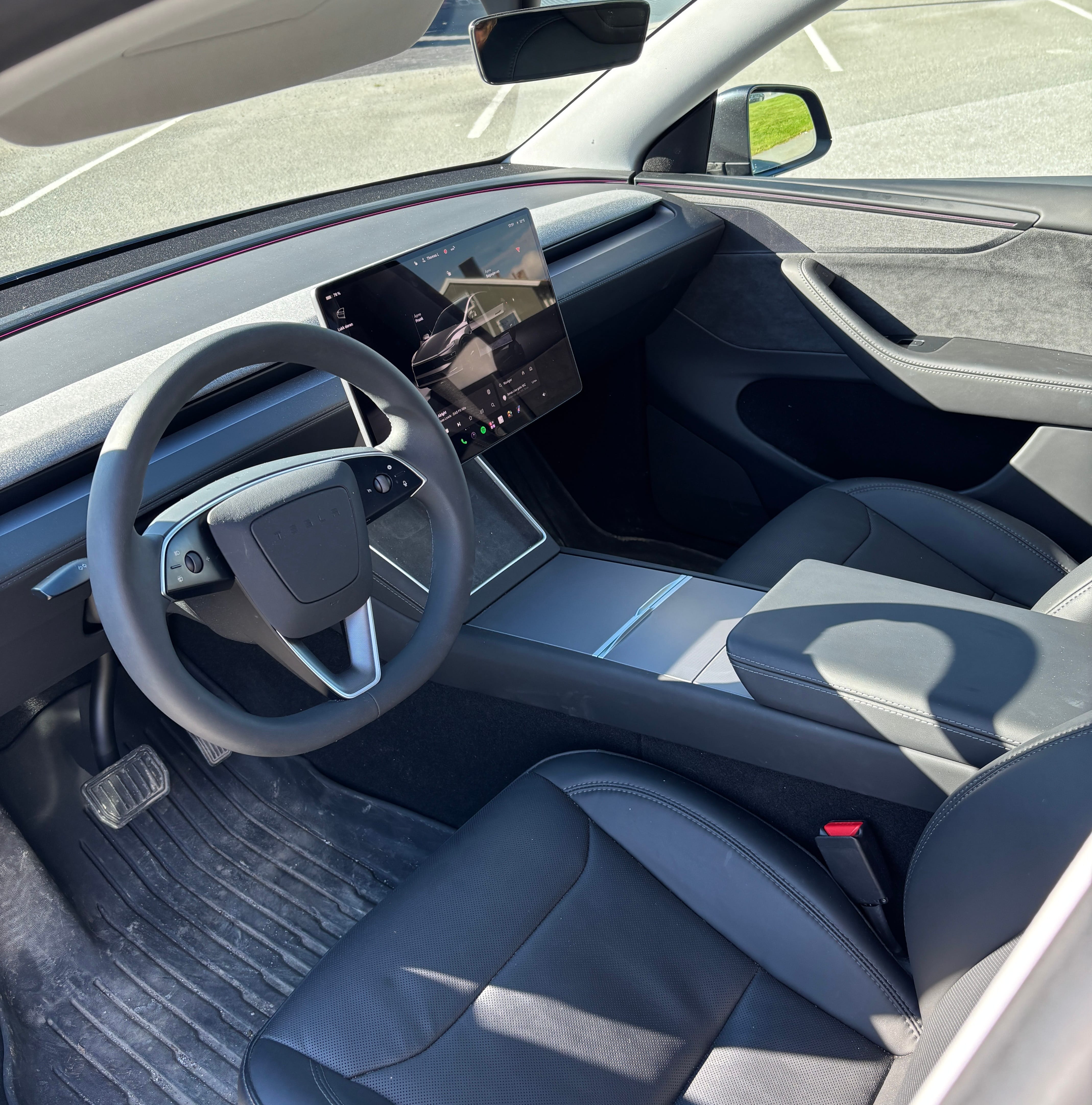 Tesla Model Y Long Range med GPS