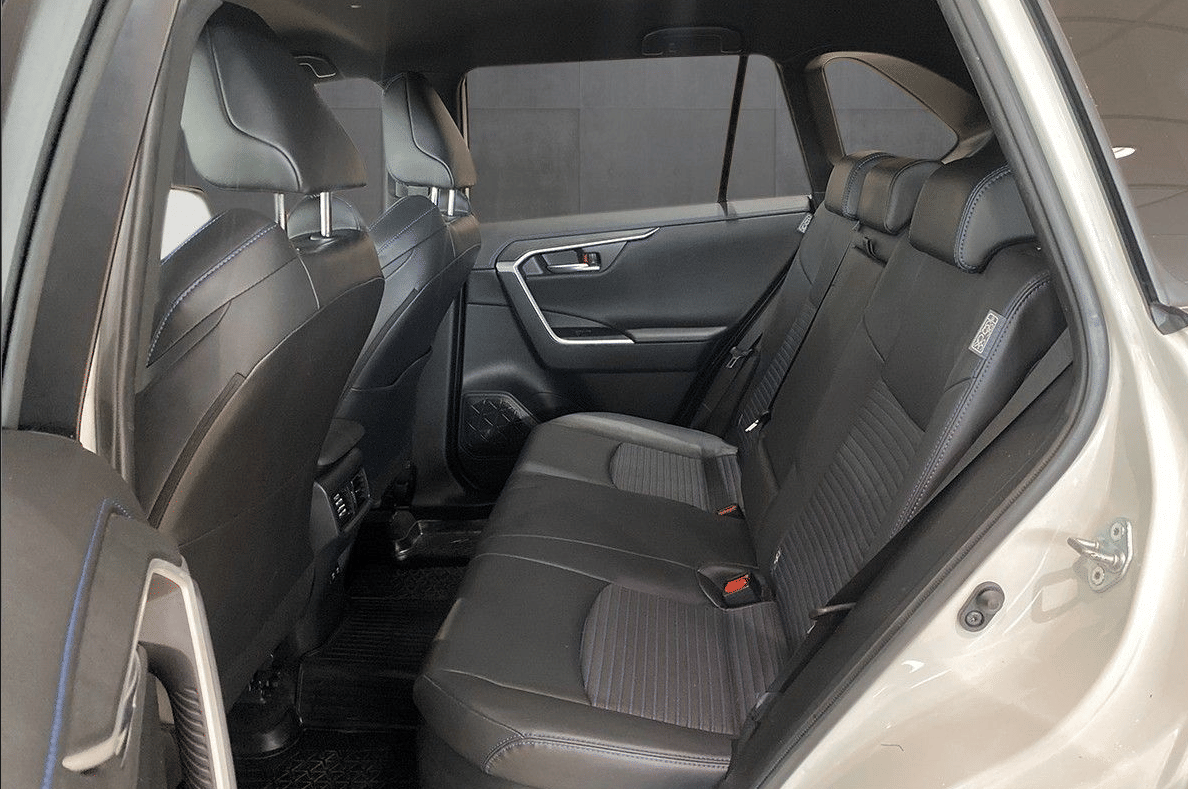 Toyota RAV 4 Hybrid med Firehjulstrekk