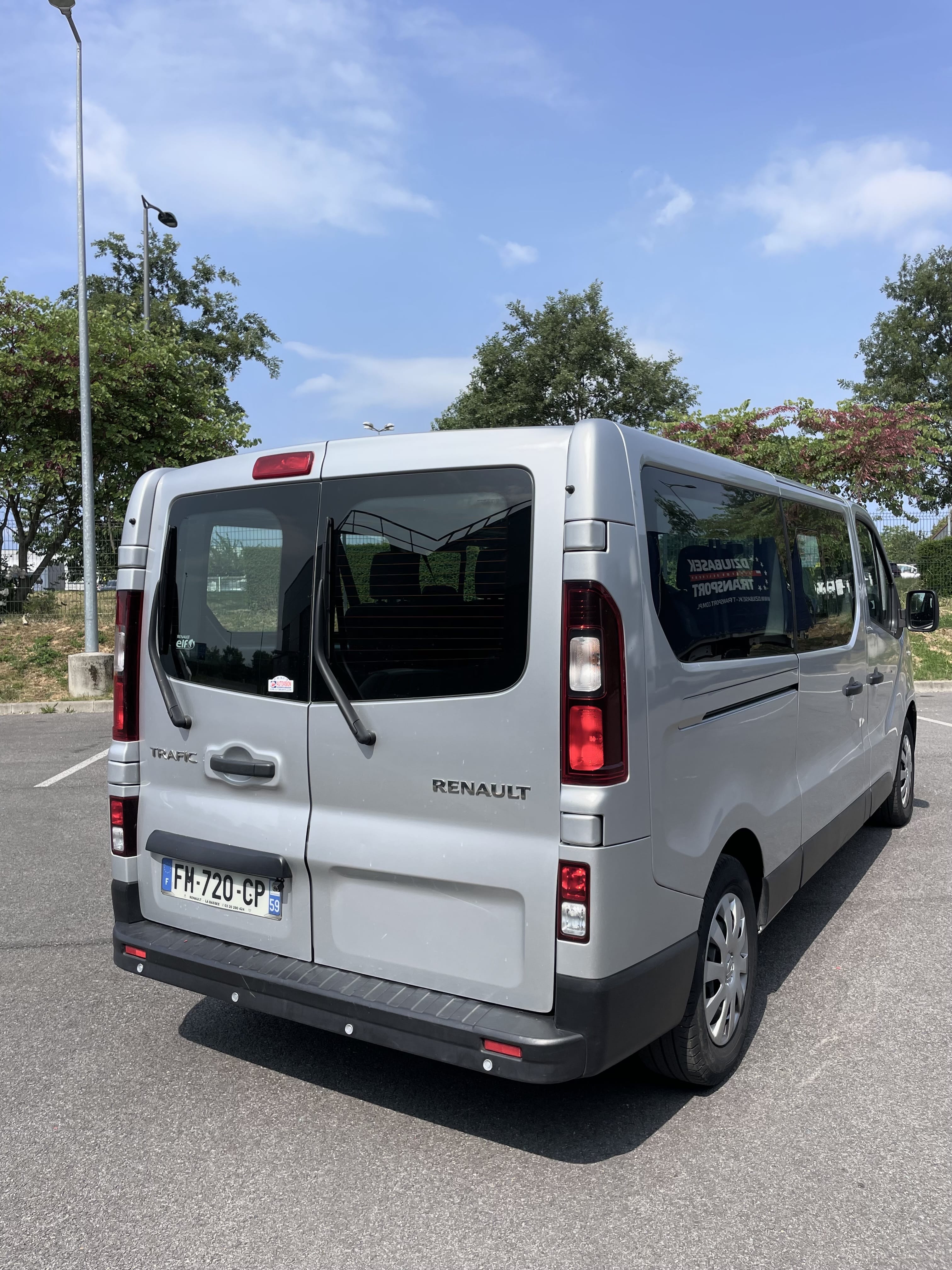 Renault Trafic Passenger avec Apple CarPlay