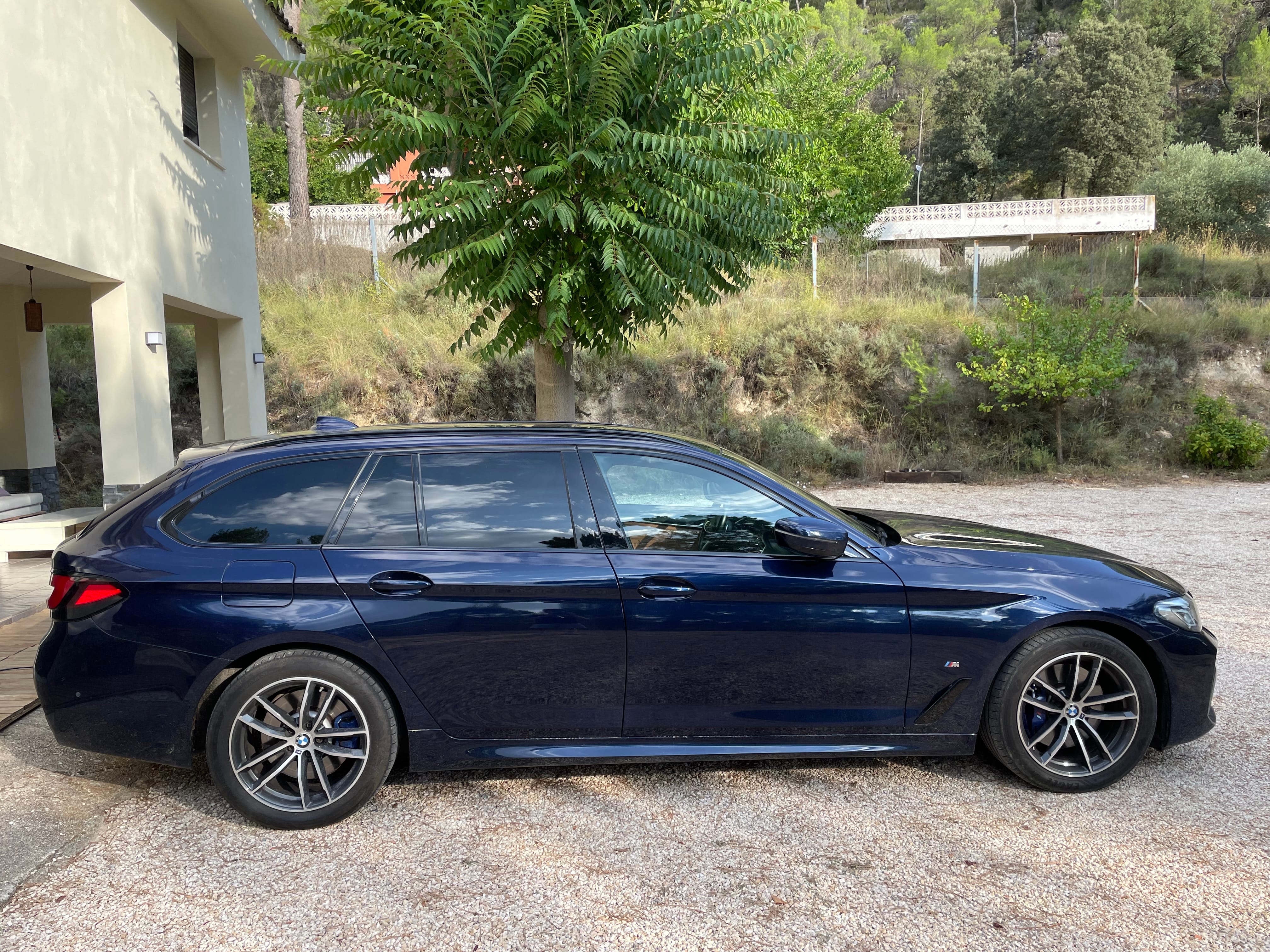 BMW Reeks 5 530e iPerformance avec Climatisation