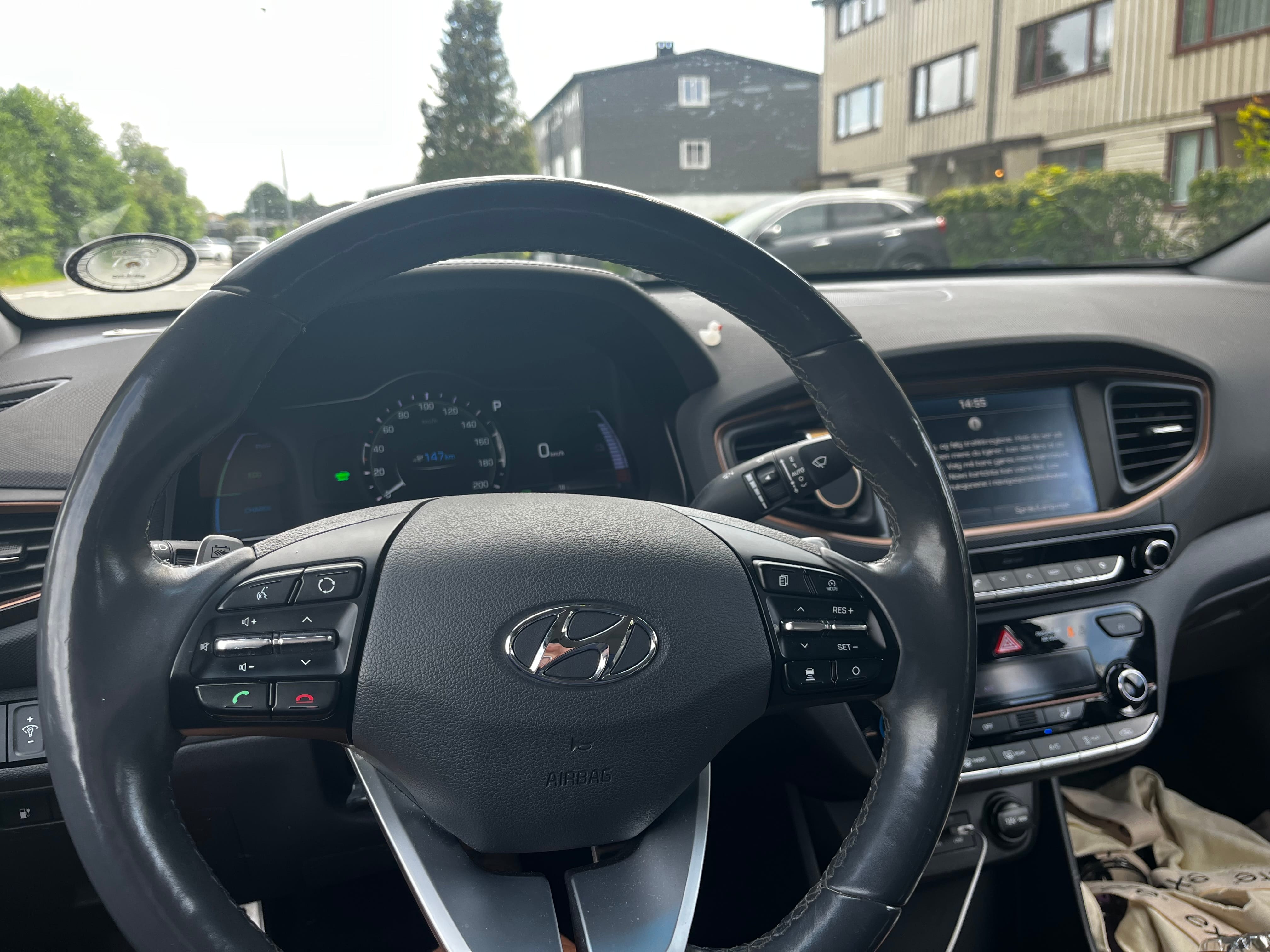 Hyundai Ioniq med Cruisekontroll