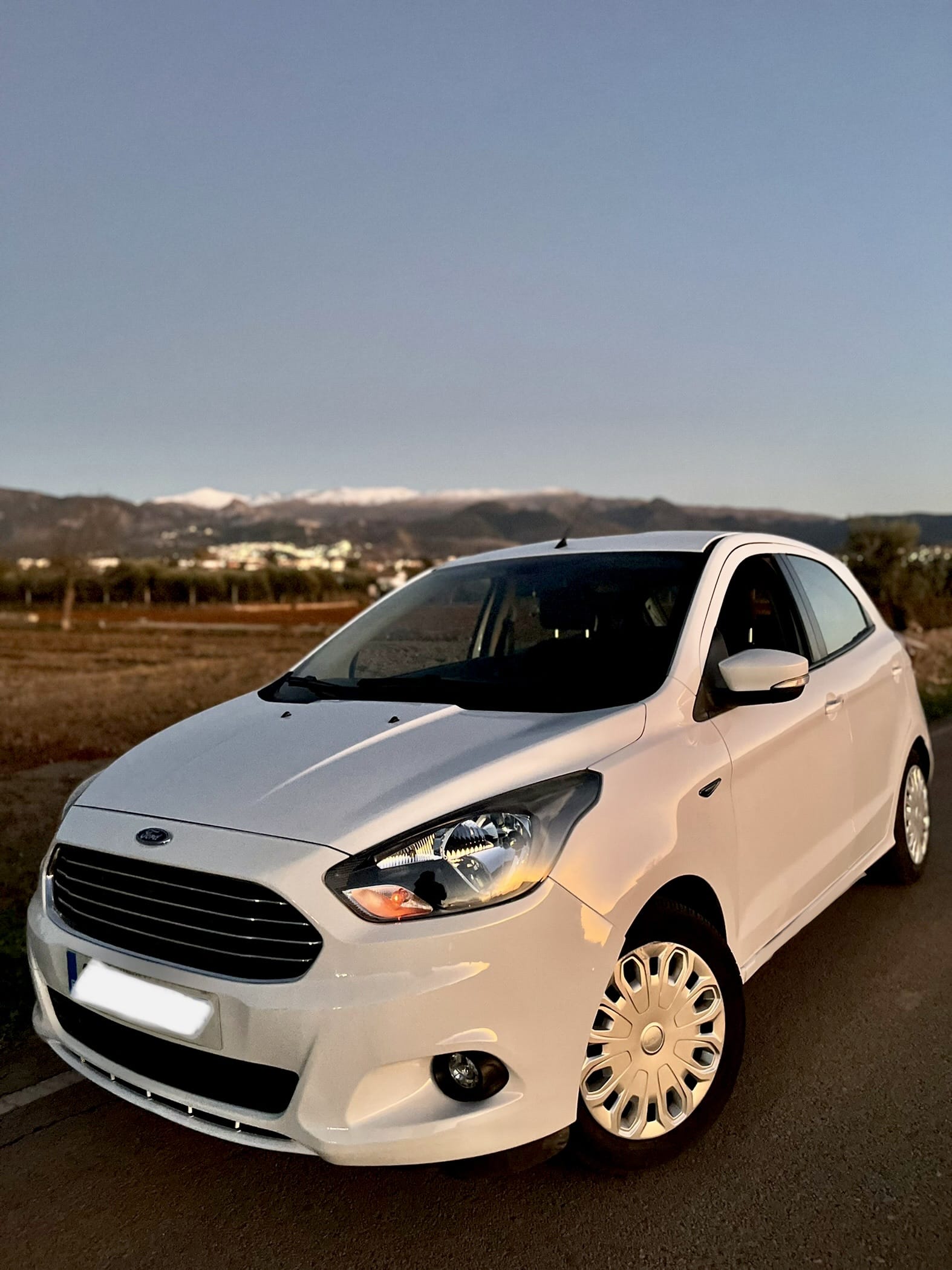 Ford KA+ con Aire acondicionado