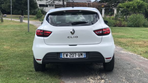 Renault Clio Louez facilement à Bordeaux, à quelques minutes de la gare, centre-ville et tramway !