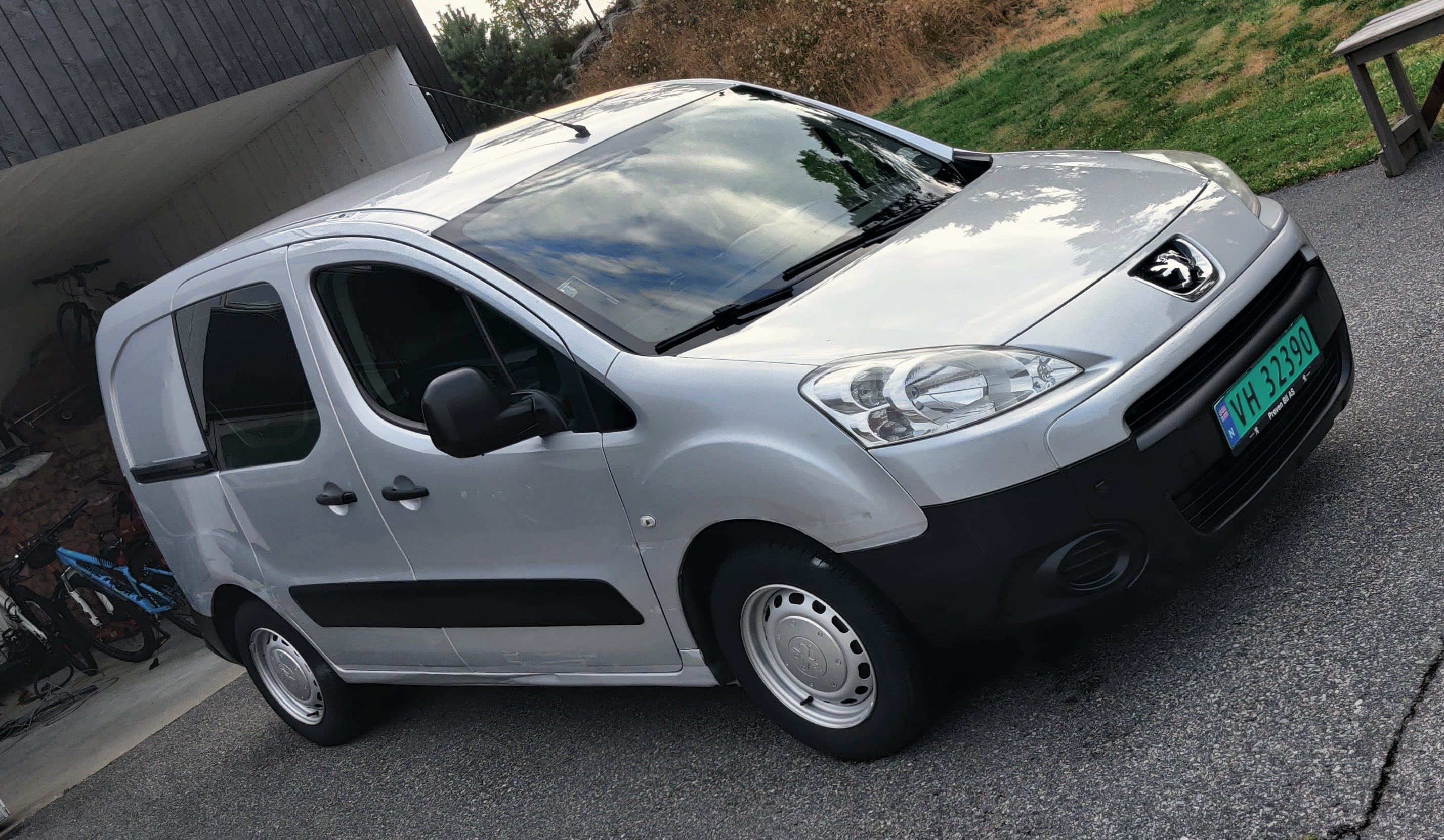 Peugeot Partner Varebil 1.6 Diesel (90hk)