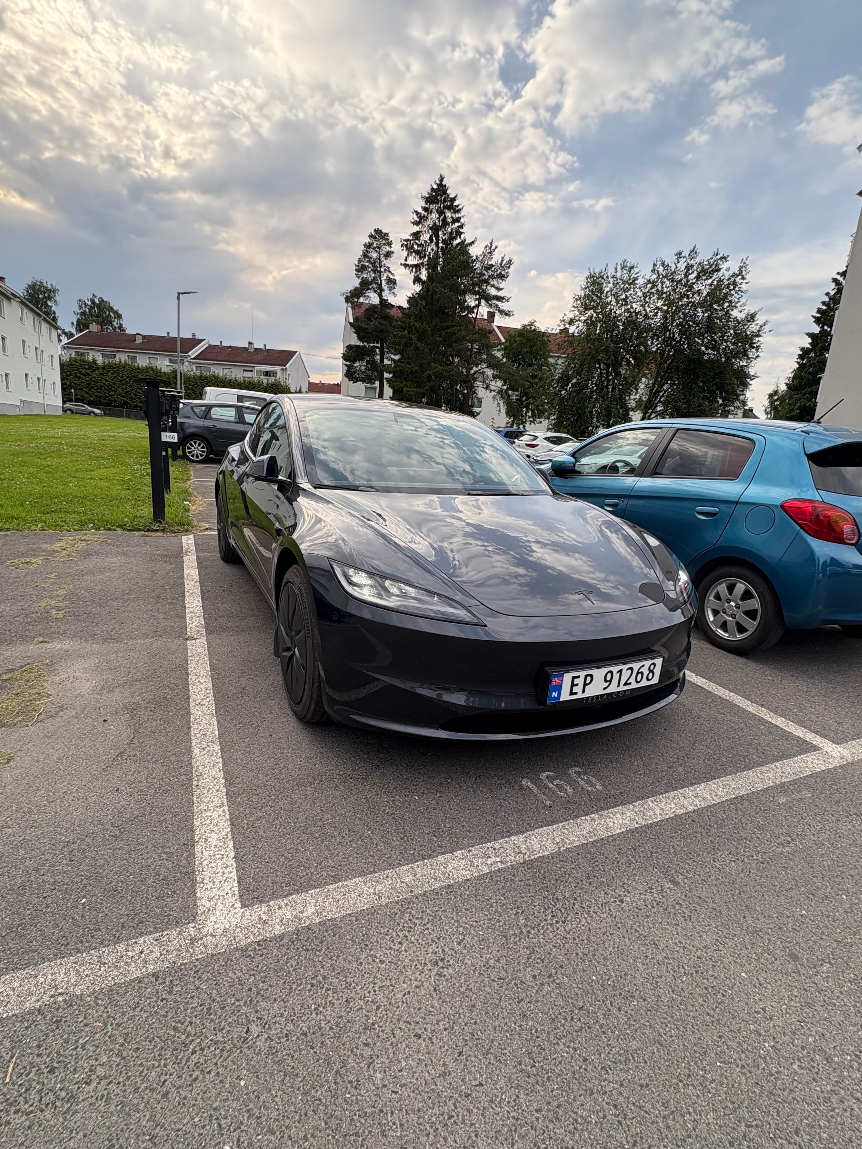 Tesla Model 3, 2026, Elektrisk, automatisk
