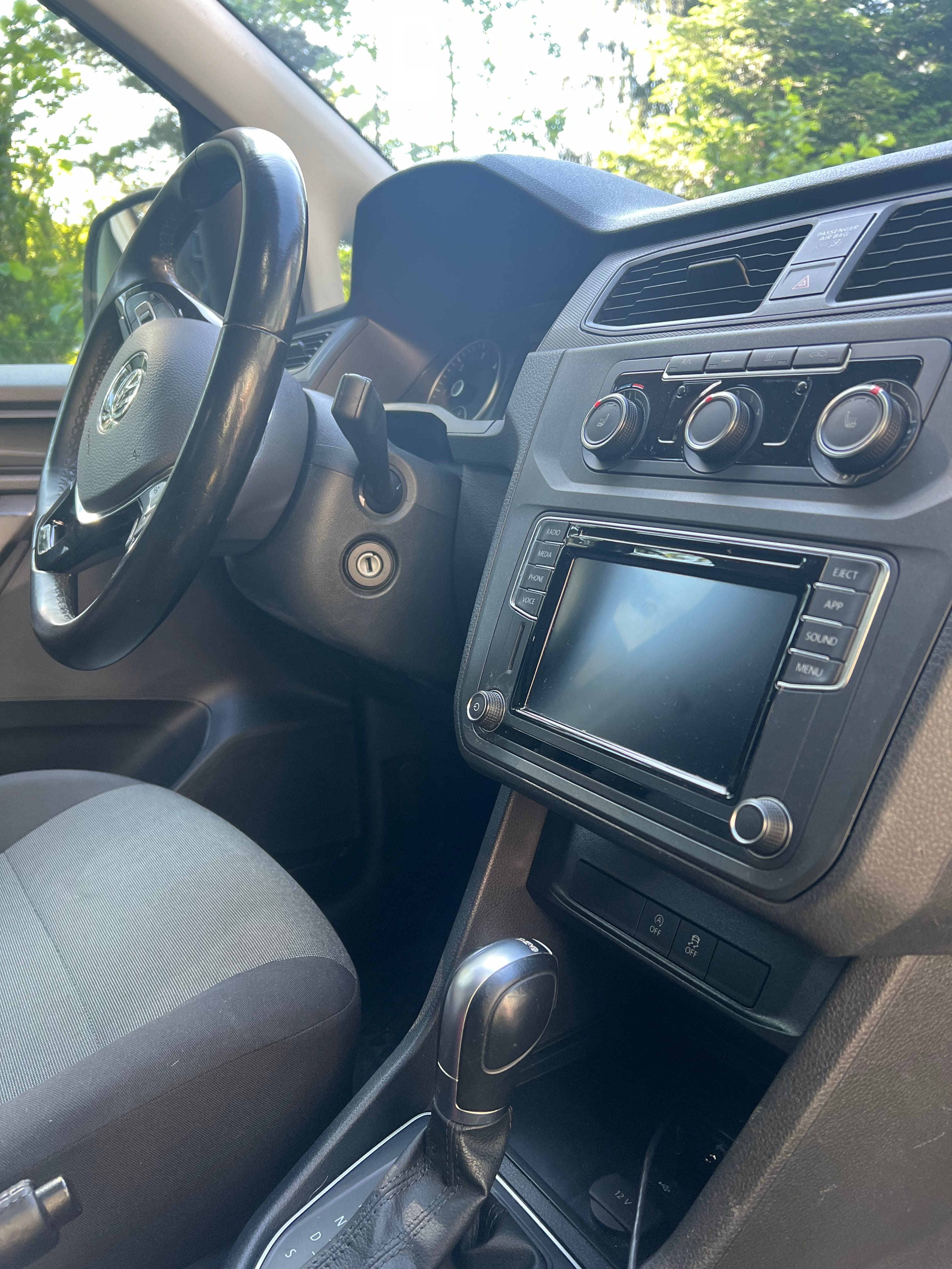 Volkswagen Caddy Varebil med Bluetooth audio