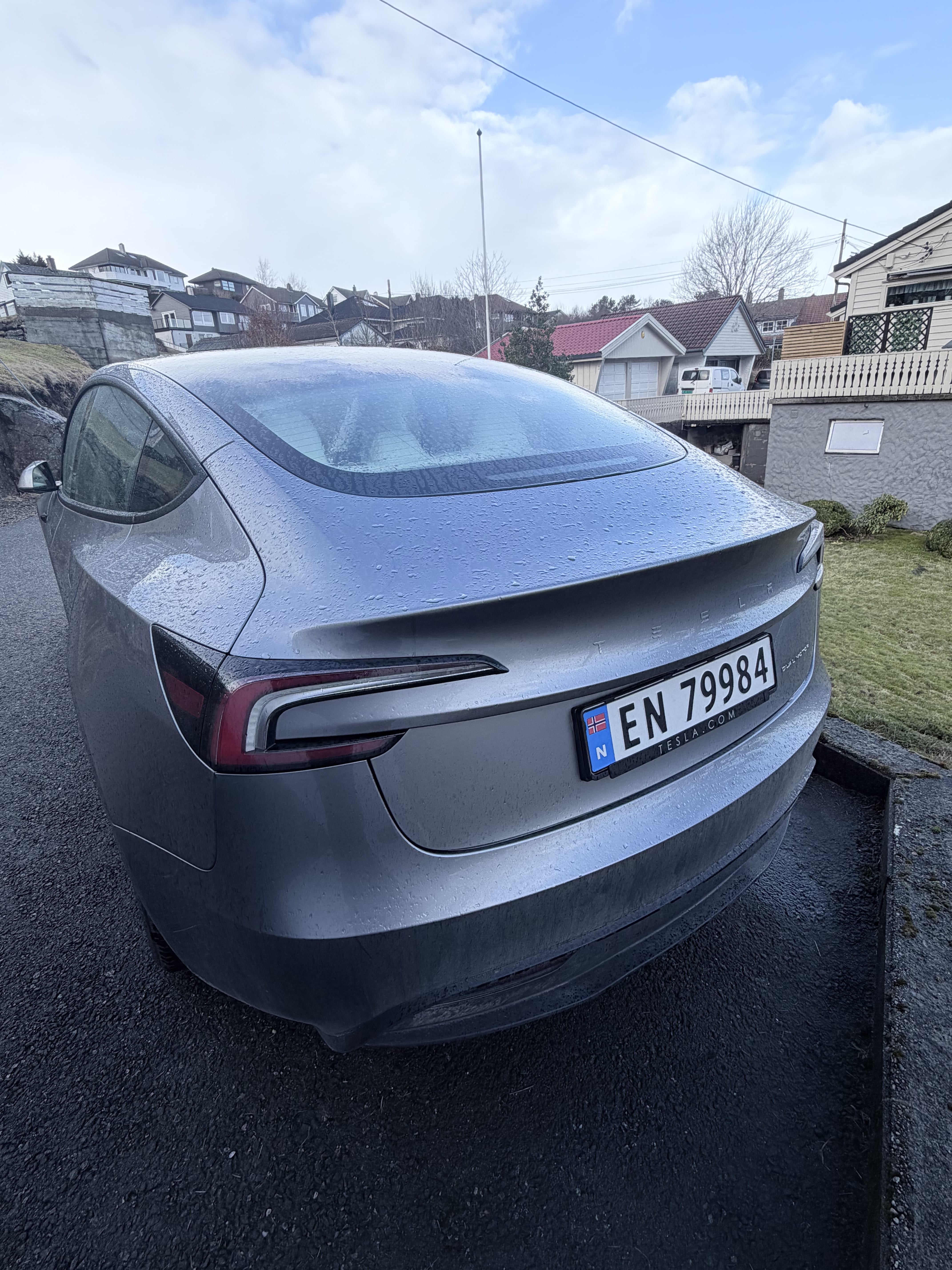 Tesla Model 3 Long Range med Ryggekamera