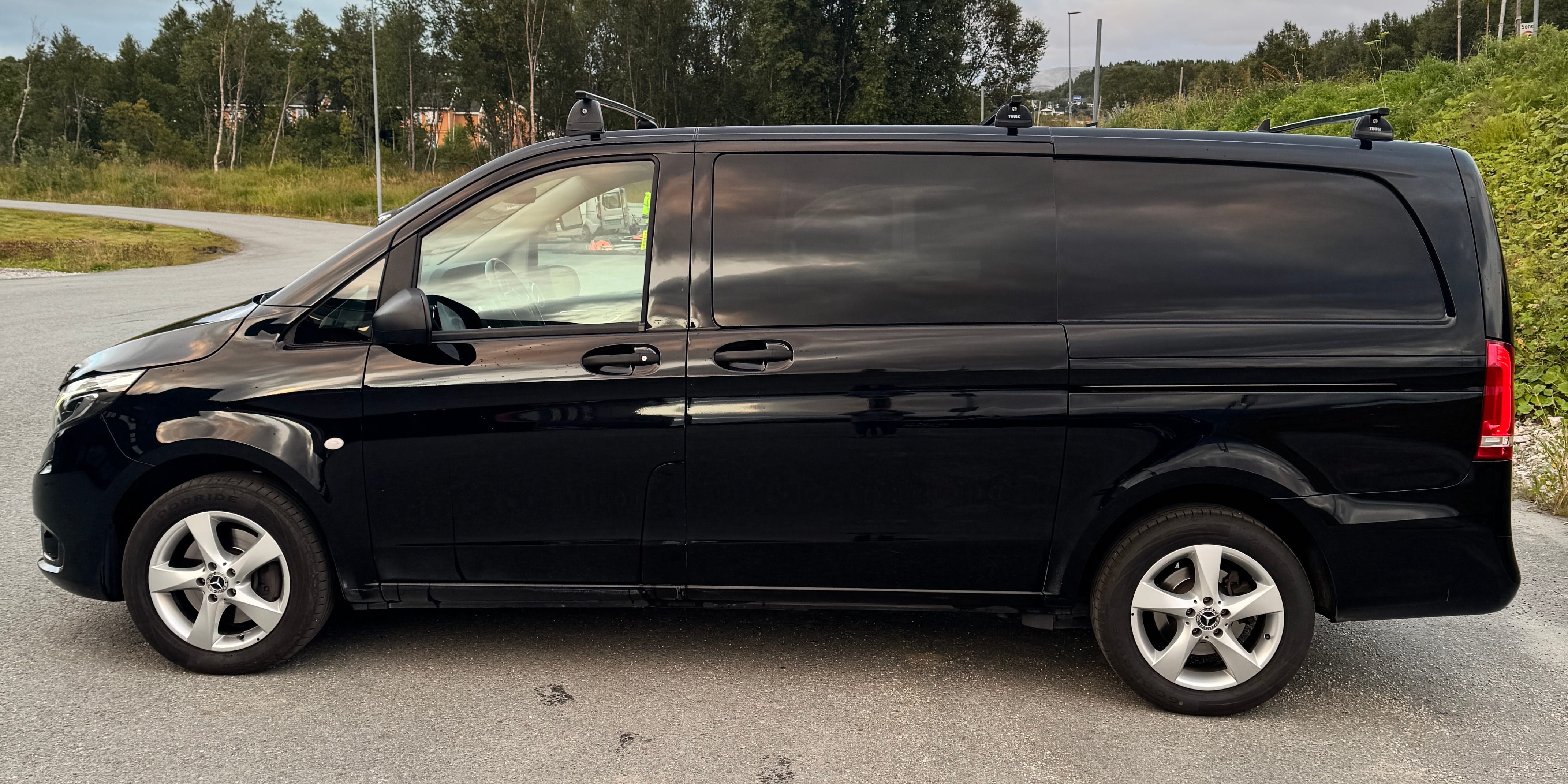 Mercedes-Benz Vito 4MATIC Varebil med Aircondition