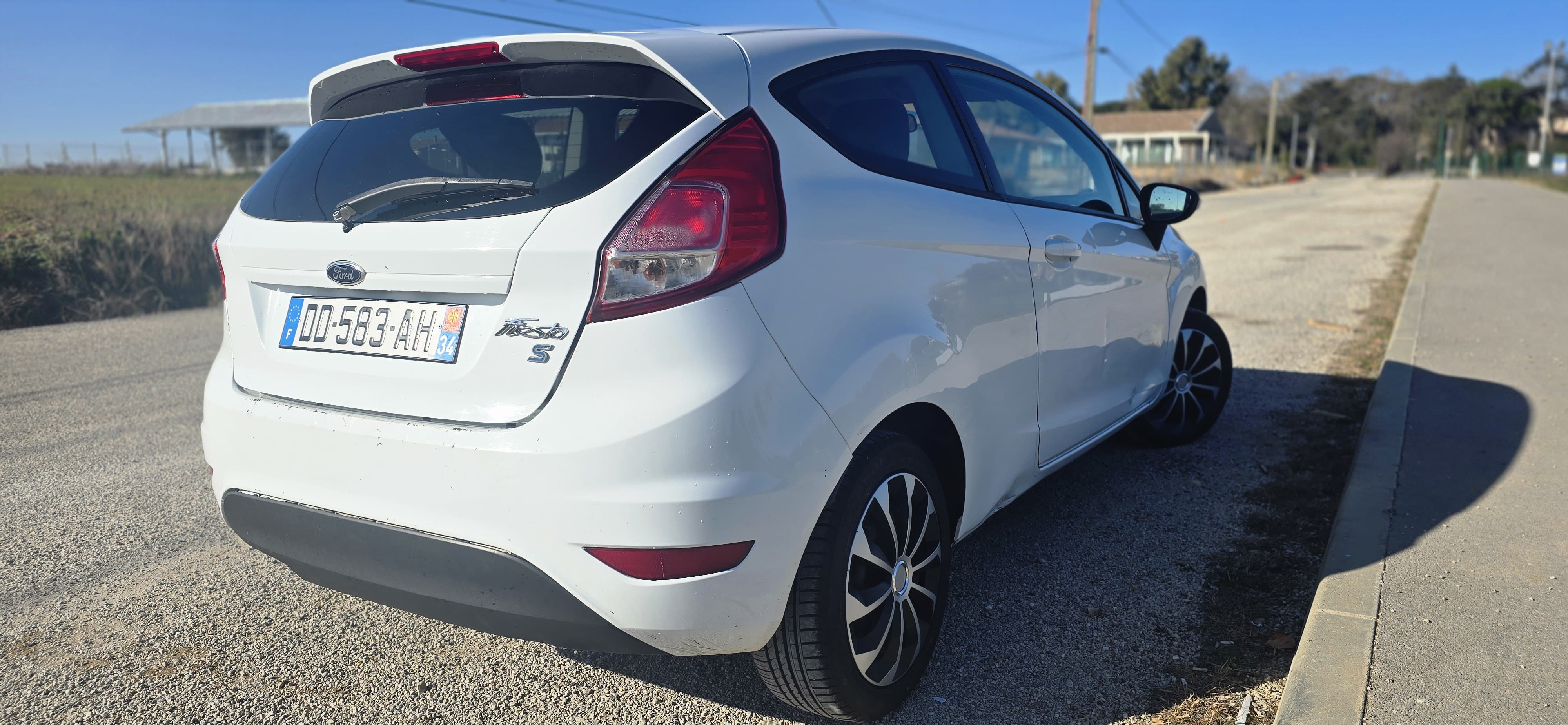 Ford Fiesta Business avec Siège bébé