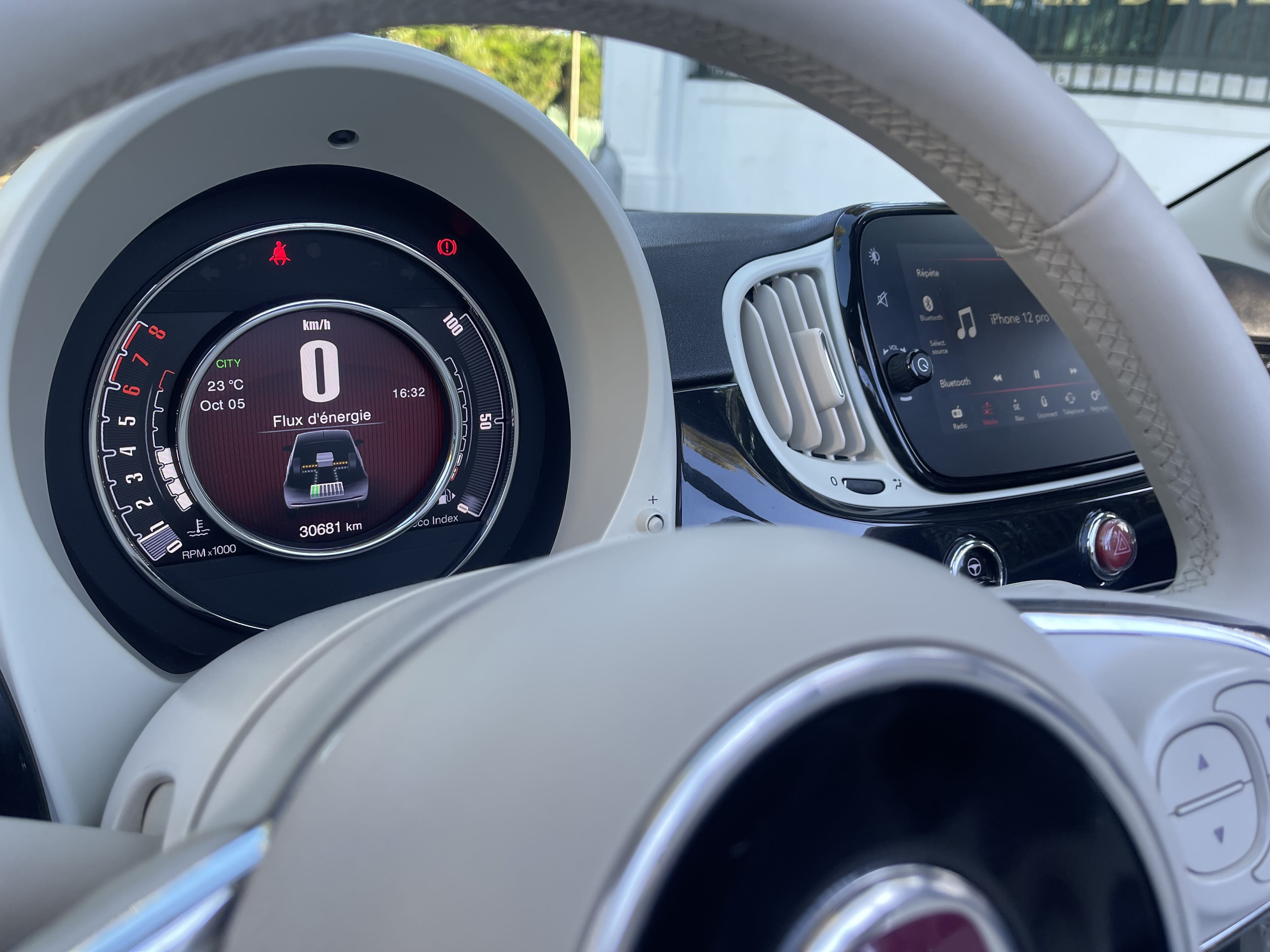 Fiat 500 C Hybride Cabriolet avec Audio Bluetooth