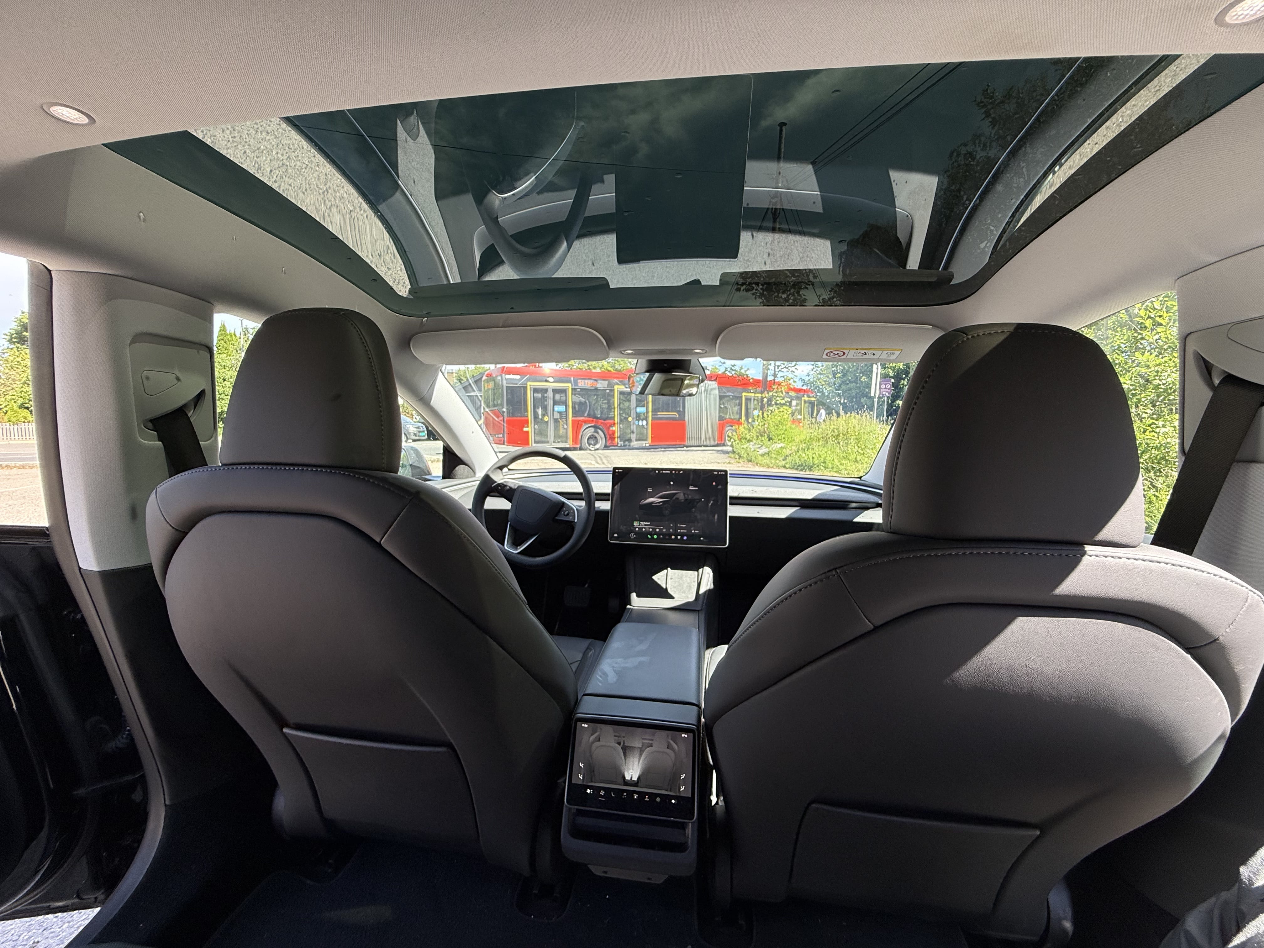 Tesla Model 3 Standard Range med Cruisekontroll