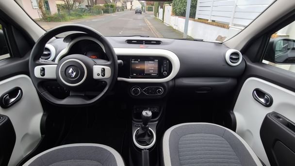 Renault Twingo III avec Apple CarPlay