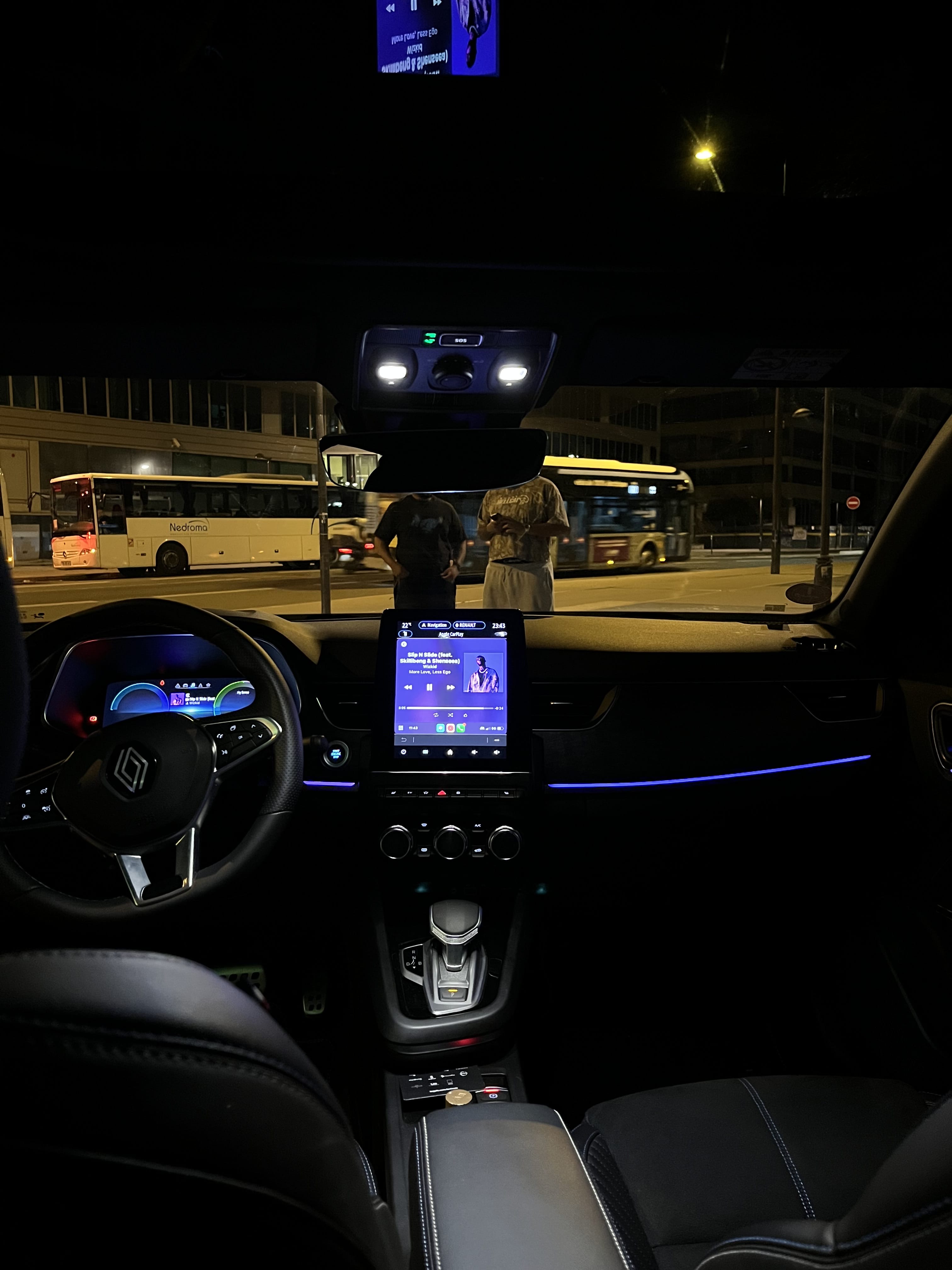 Renault Arkana E-Tech avec GPS
