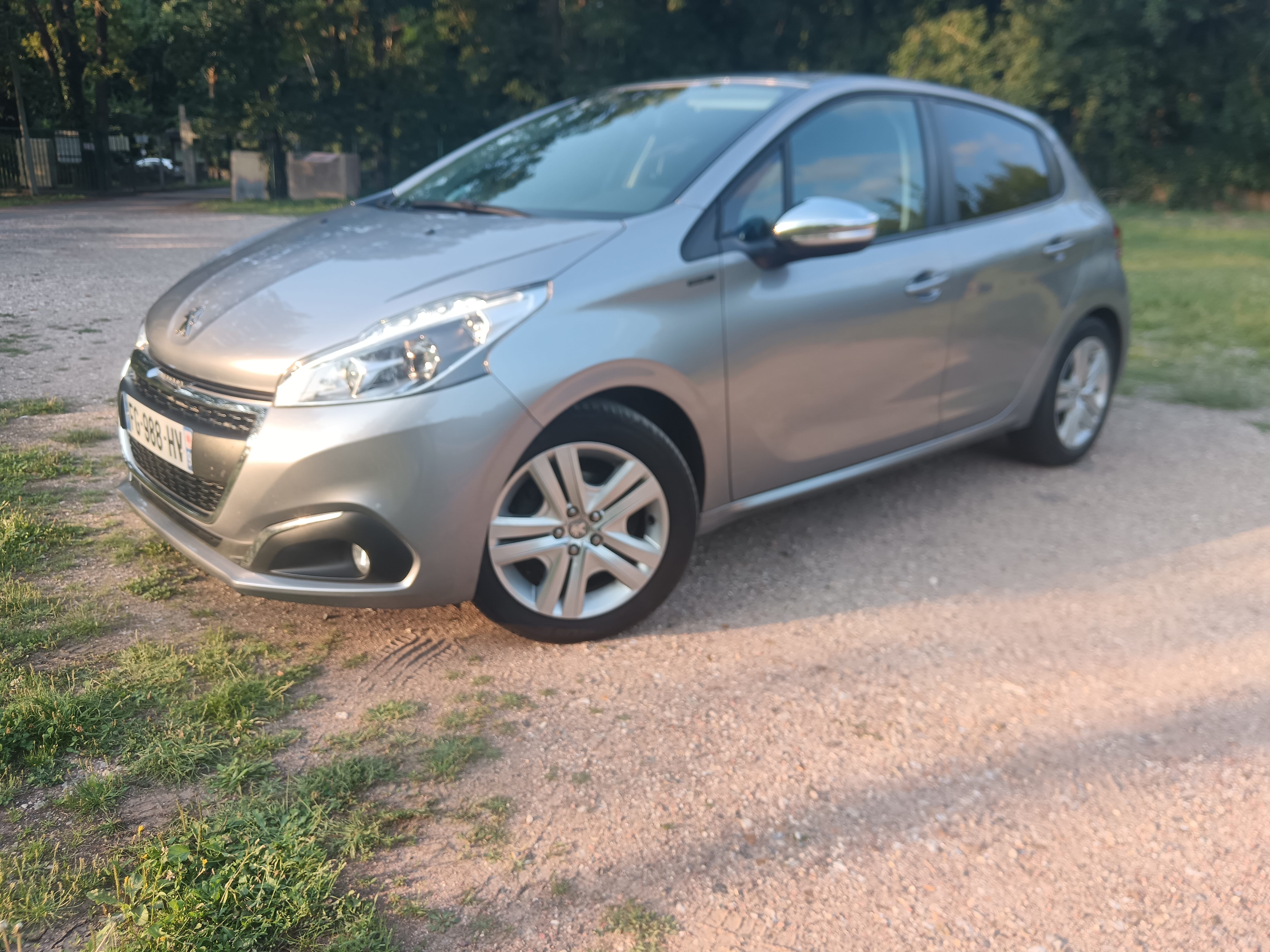 Peugeot 208, 2019, Essence 98