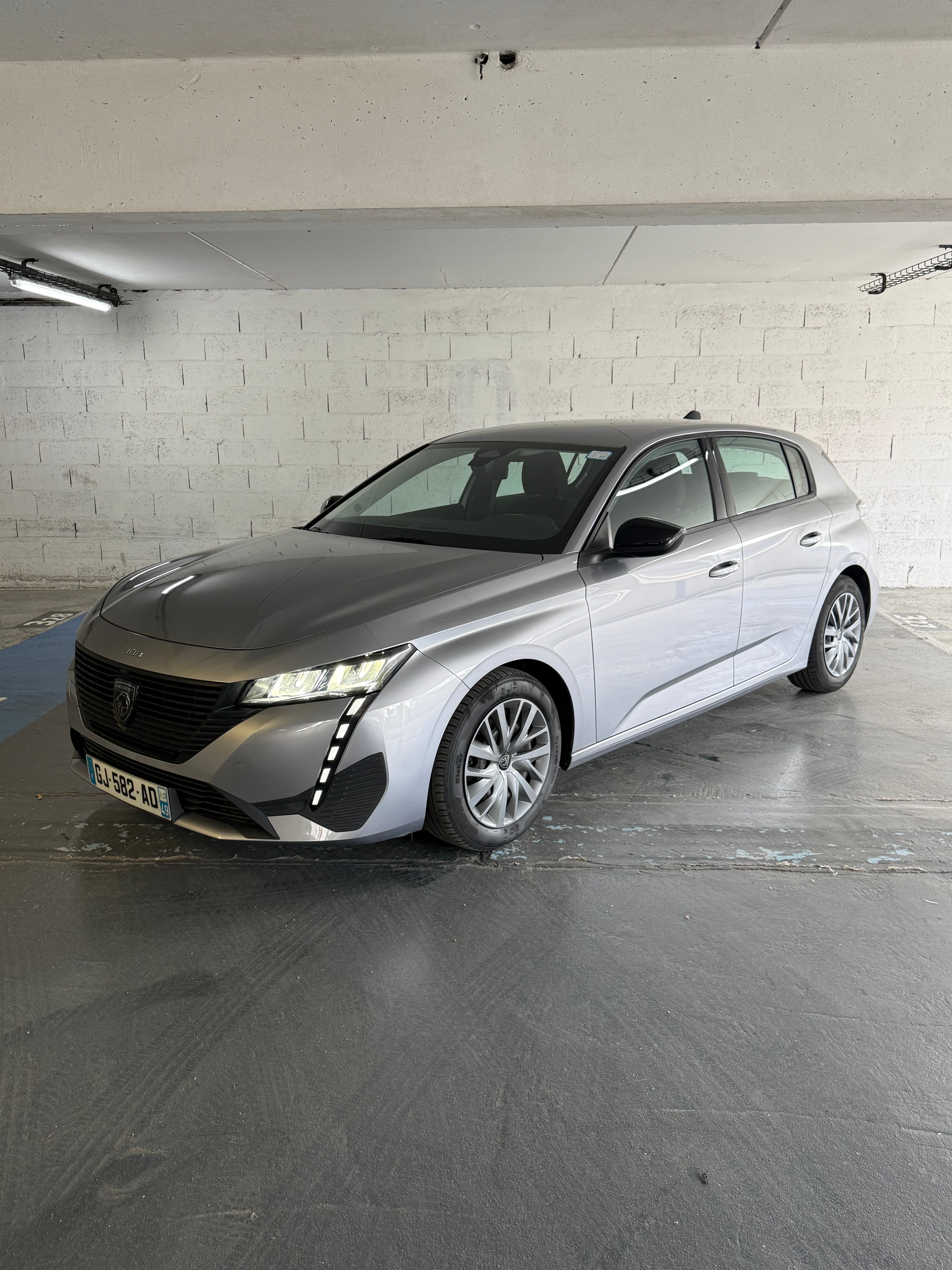 Peugeot 308, 2022, Essence 95