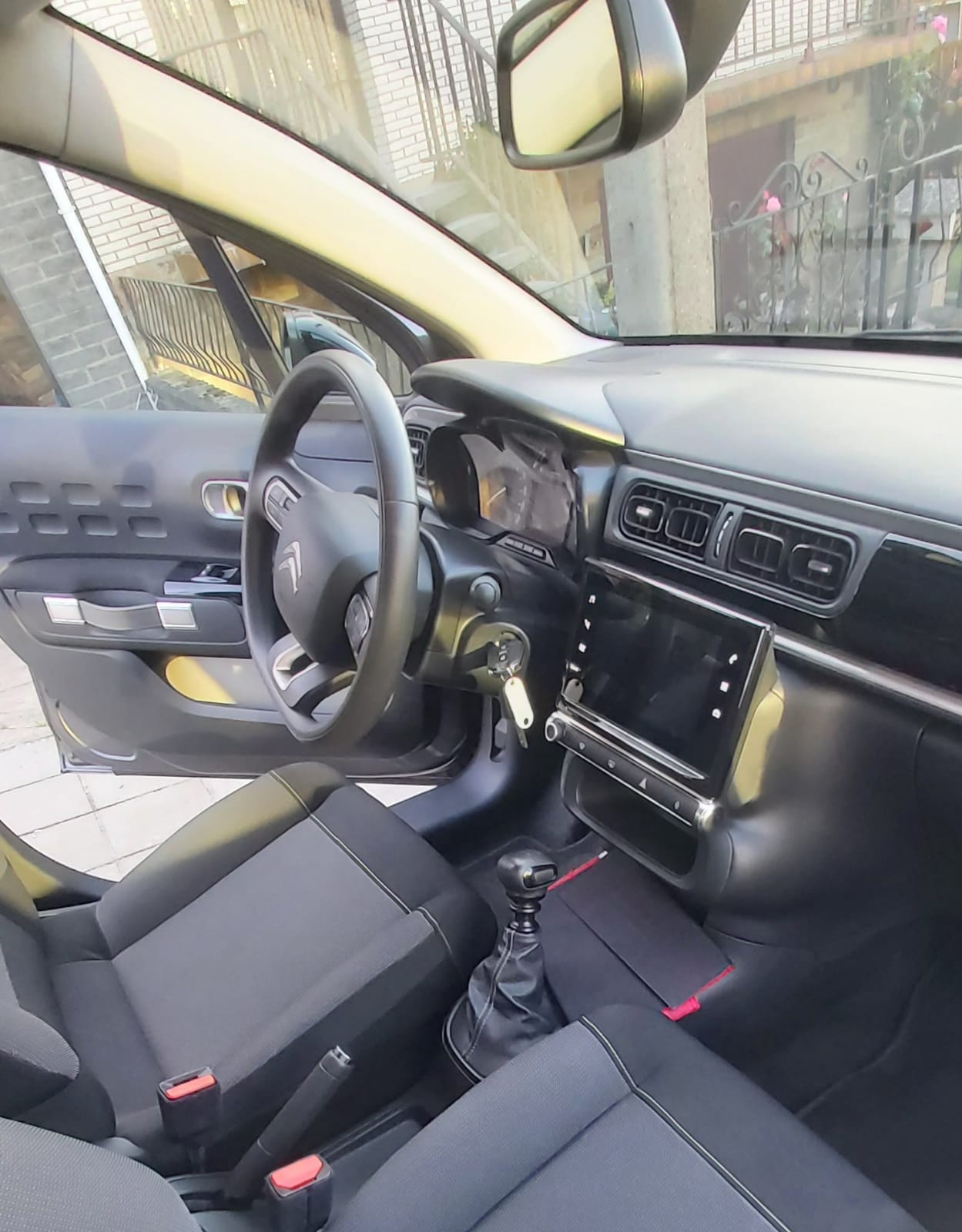 Citroen C3 AG with Bluetooth audio