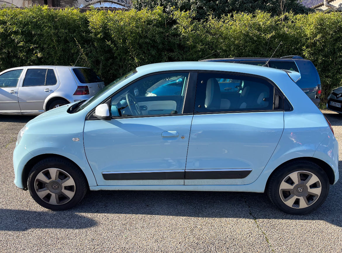 Renault Twingo III with Air conditioning