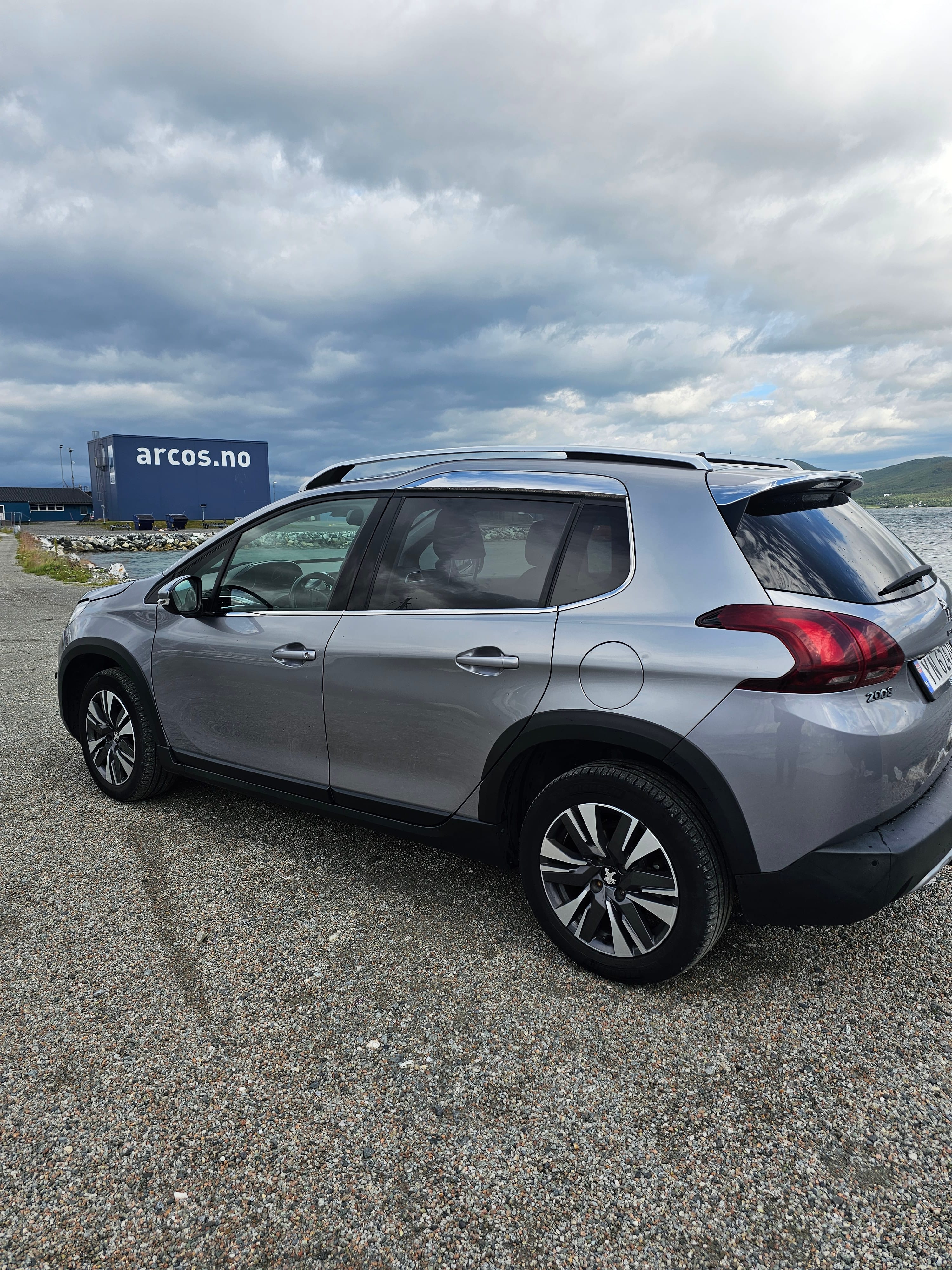 Peugeot 2008 Allure 1.2 PureTech 110 Hk Aut. mit Klimaanlage