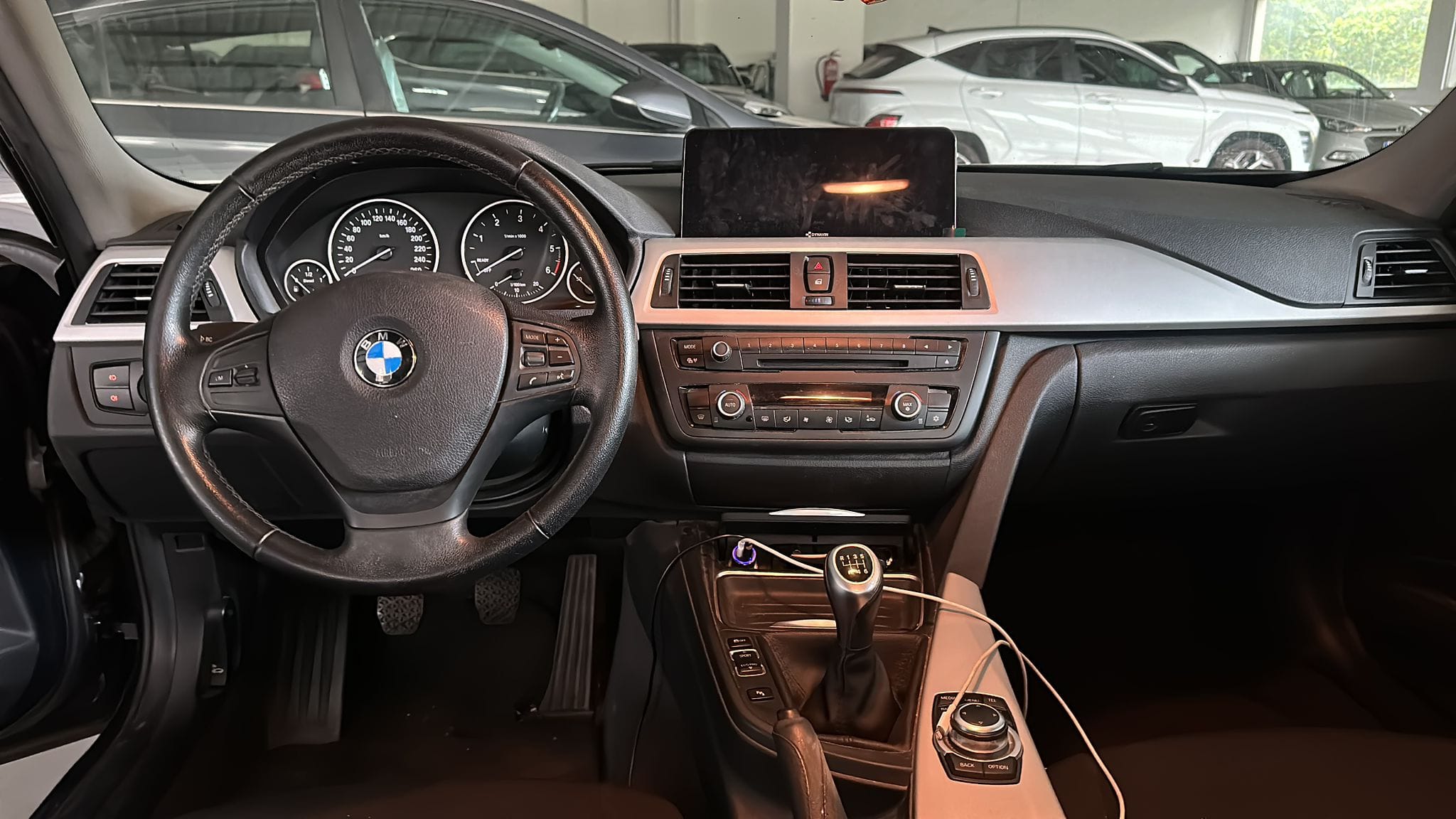 BMW Serie 3 320d 184CV con Control de velocidad