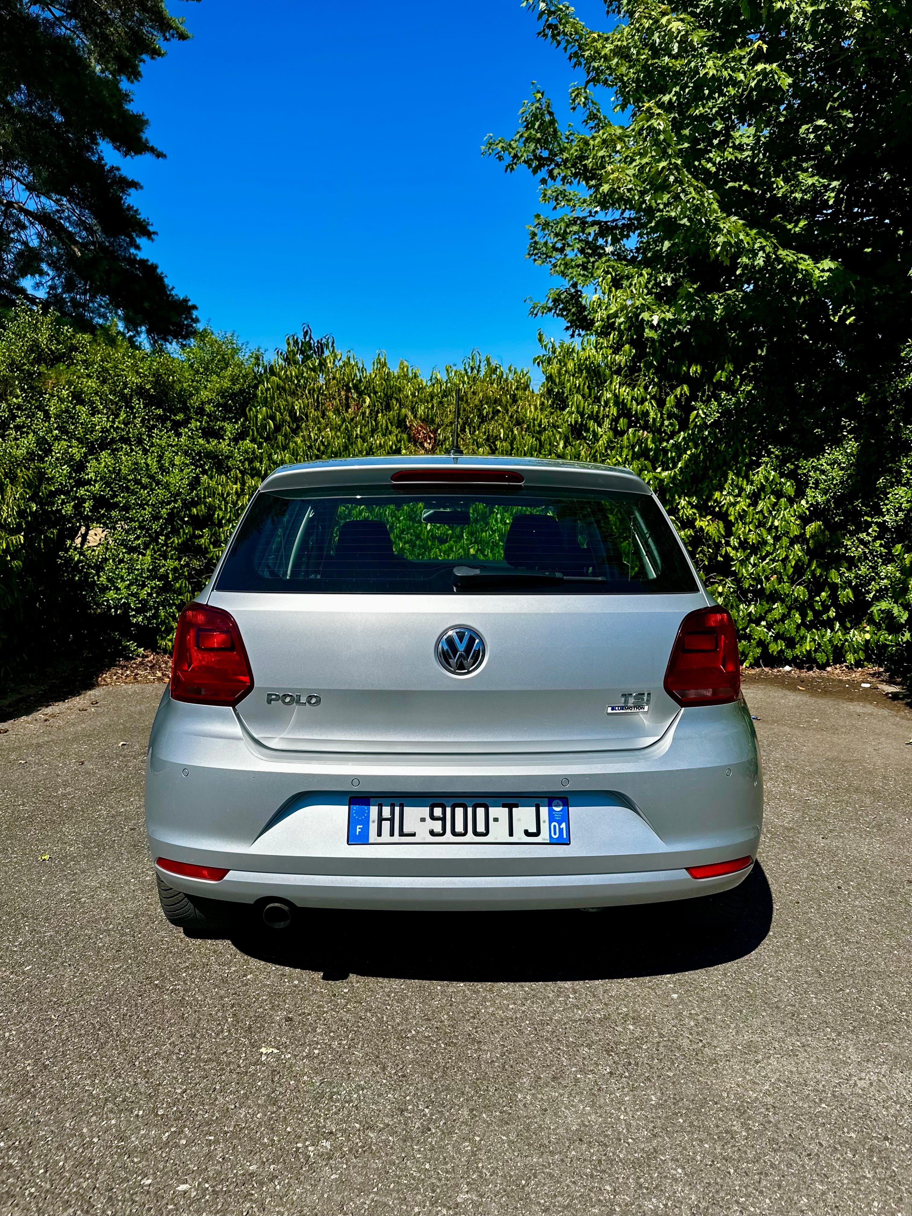 Volkswagen Polo avec Autoradio