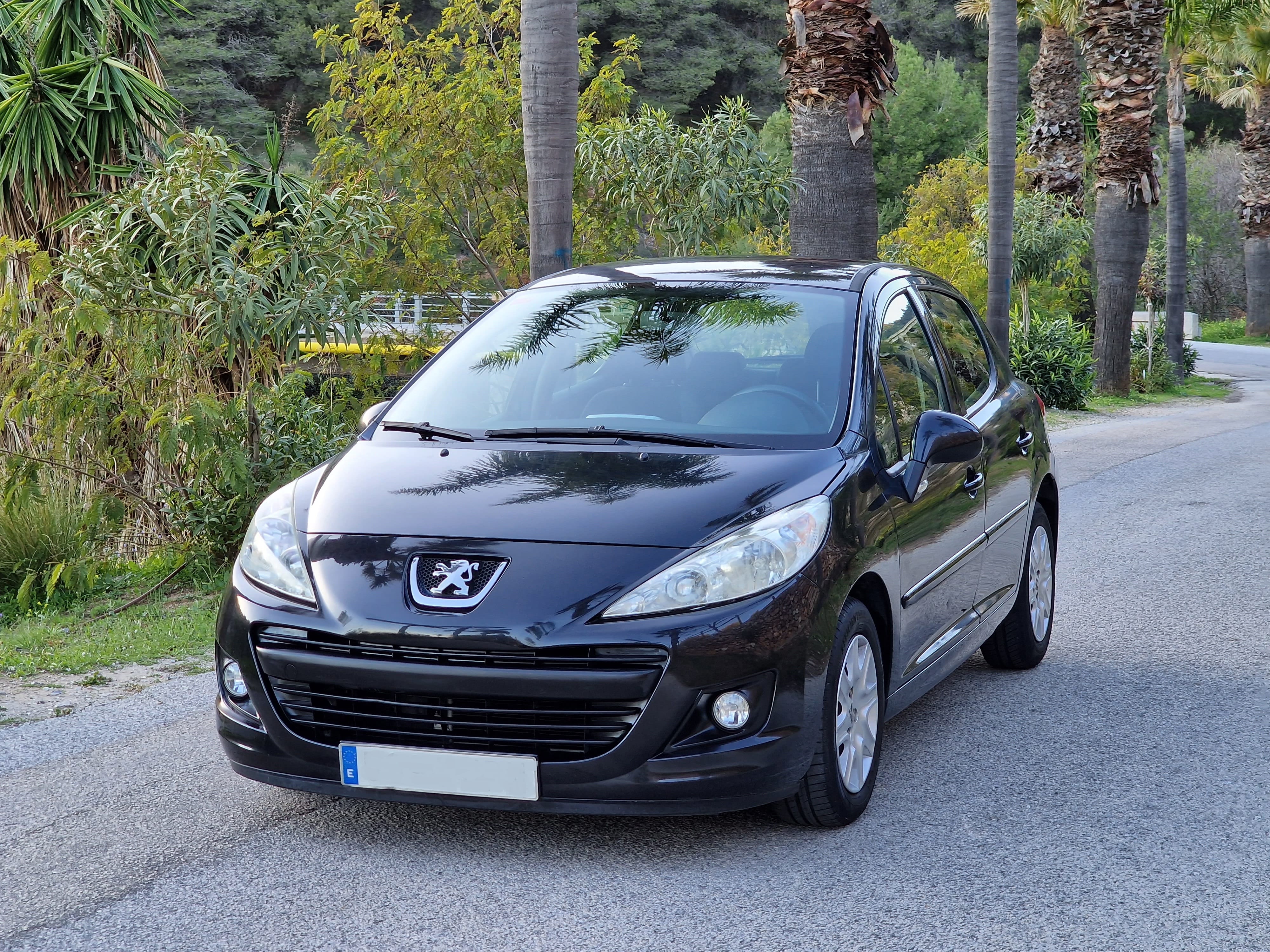 Peugeot 207+