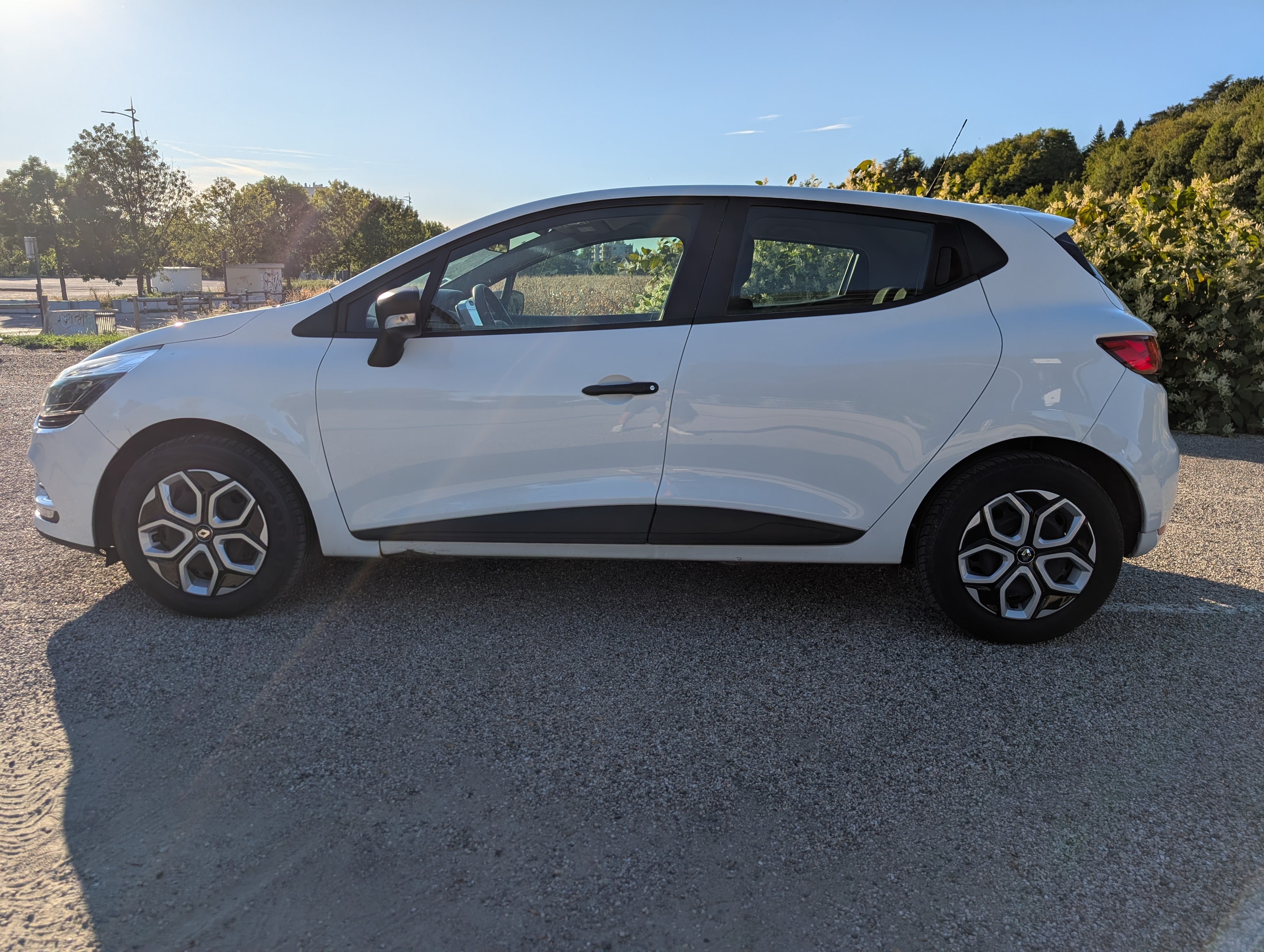 Renault Clio avec Climatisation