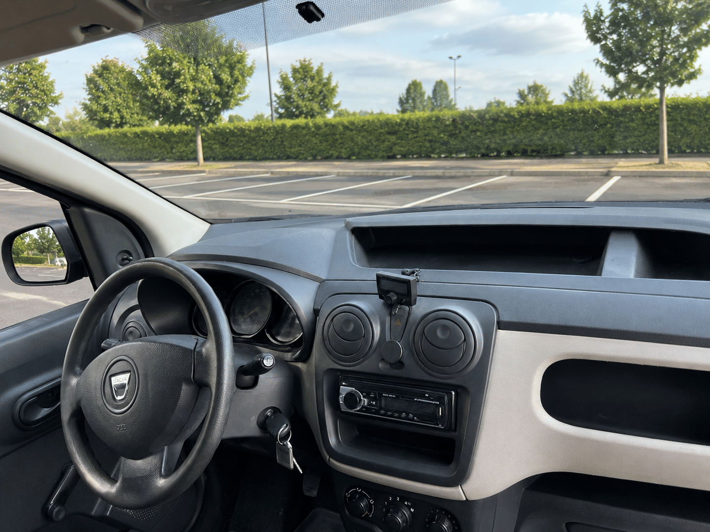 Dacia Dokker avec Entrée audio / iPod