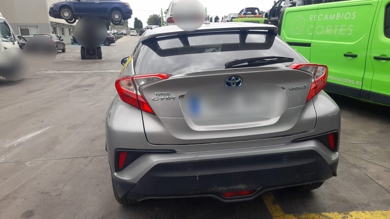 Toyota C-HR avec GPS