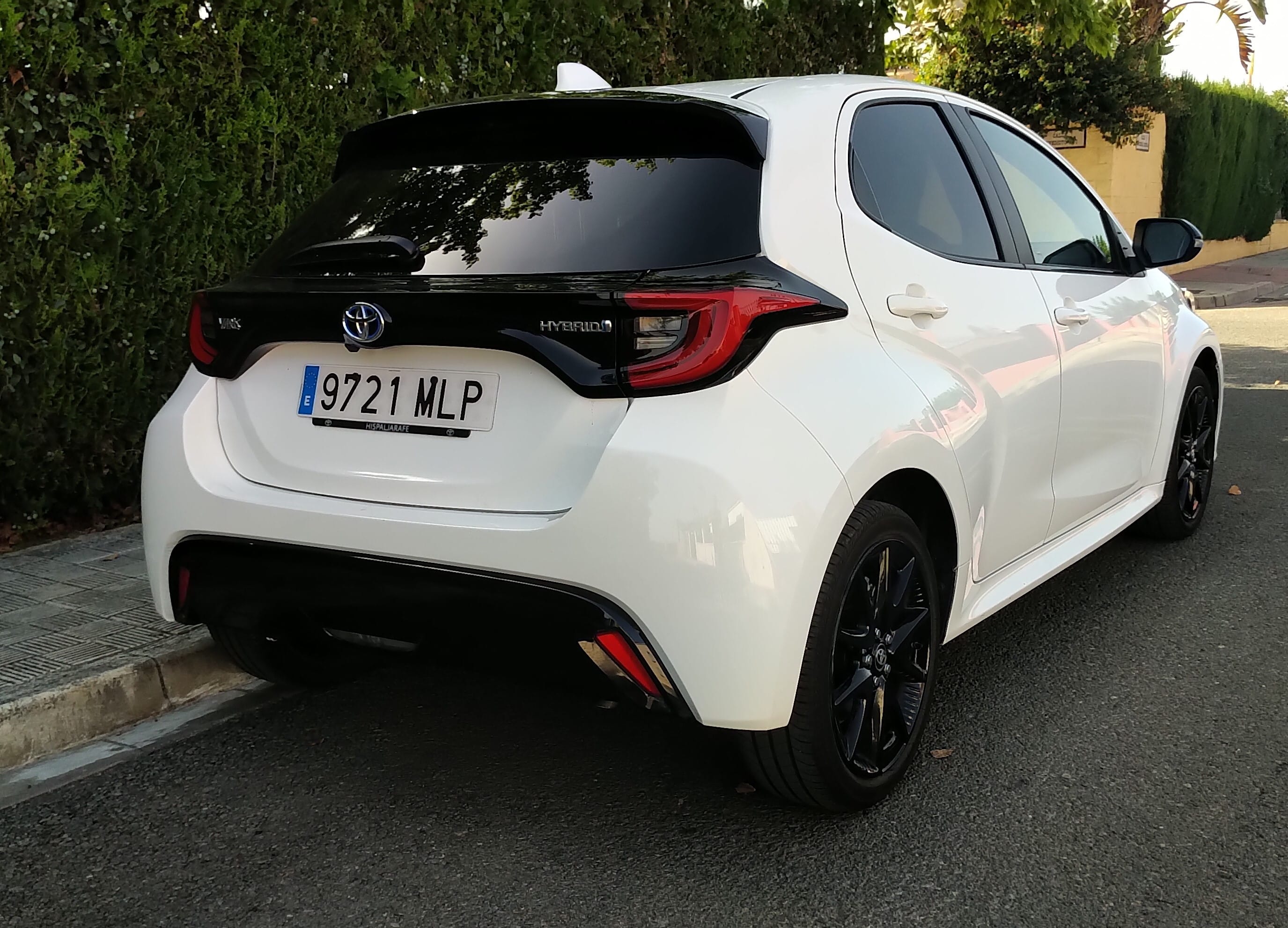 Toyota Yaris Híbrido 1.5 con Control de velocidad
