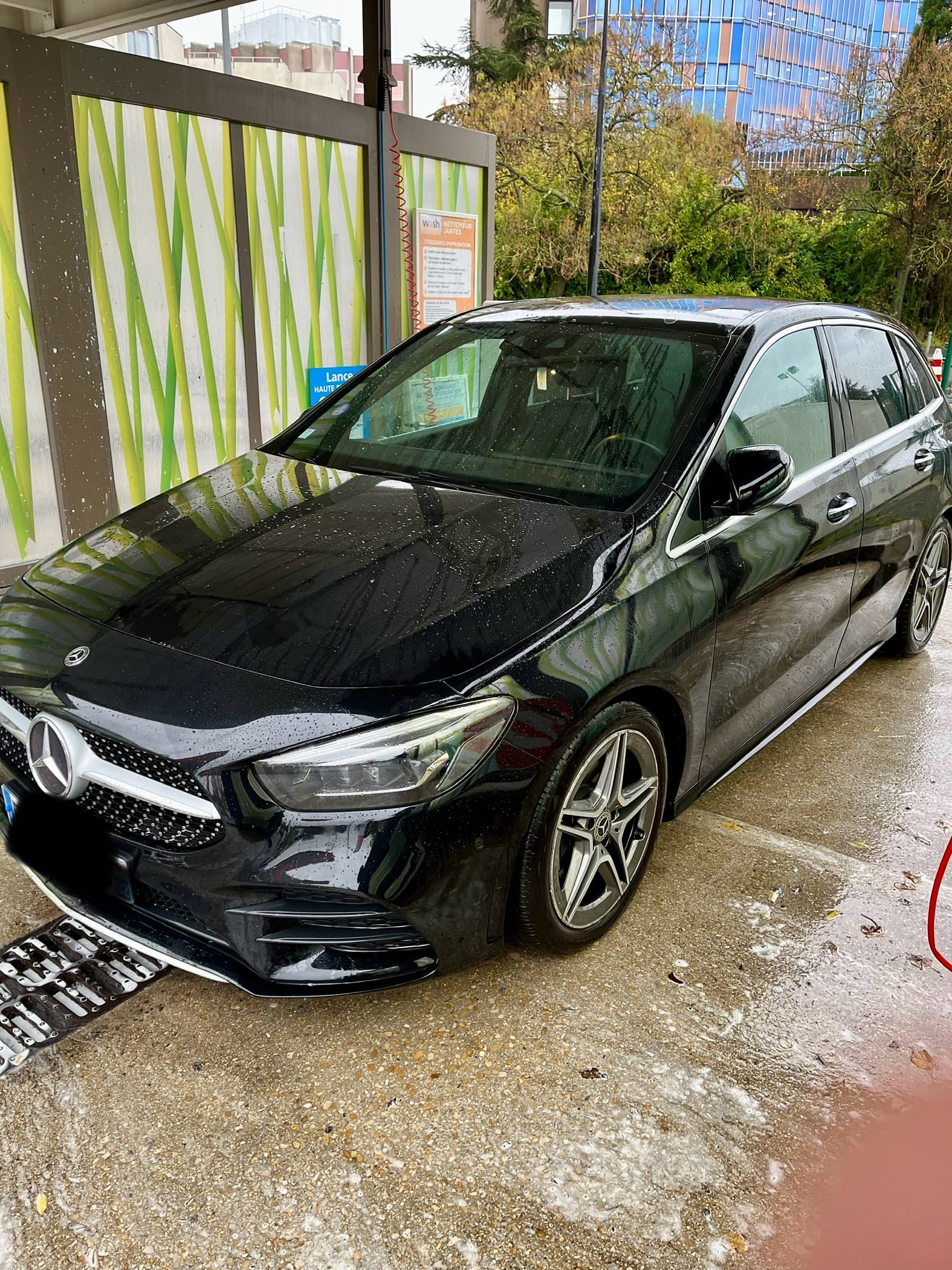 Mercedes-Benz Classe B avec GPS