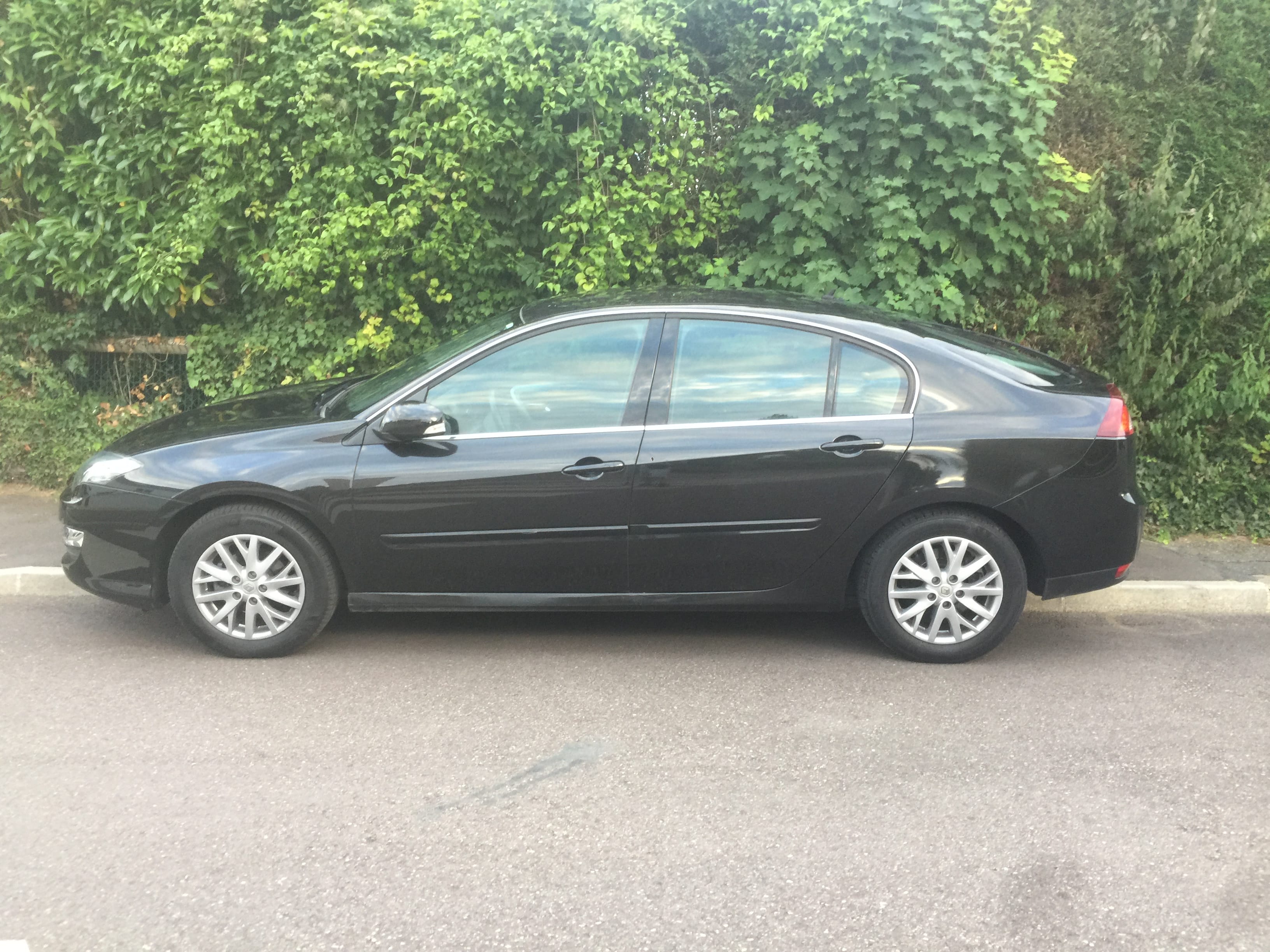 Renault Laguna 1.5 dci 110ch eco2 avec Climatisation