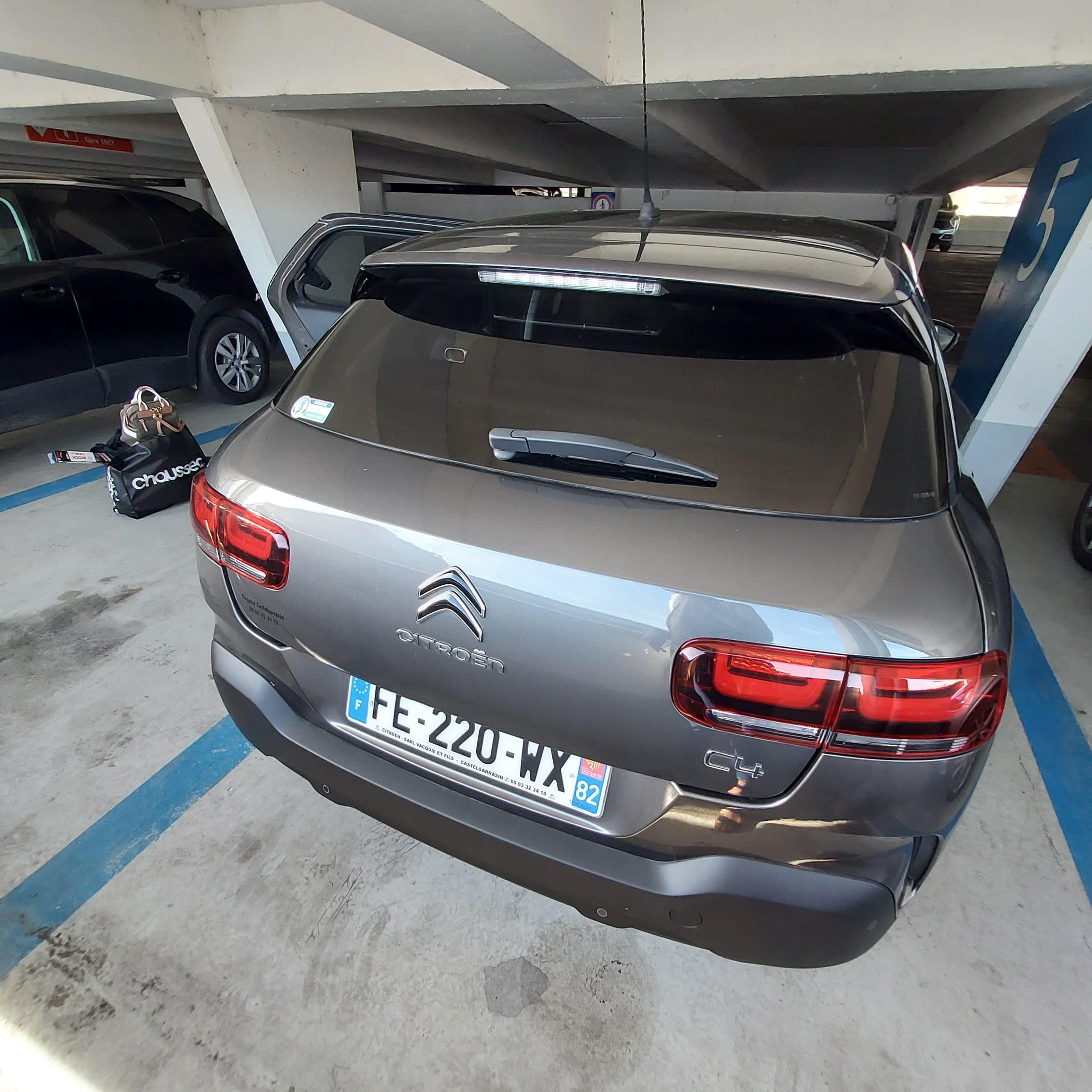 Citroen C4 Cactus with GPS