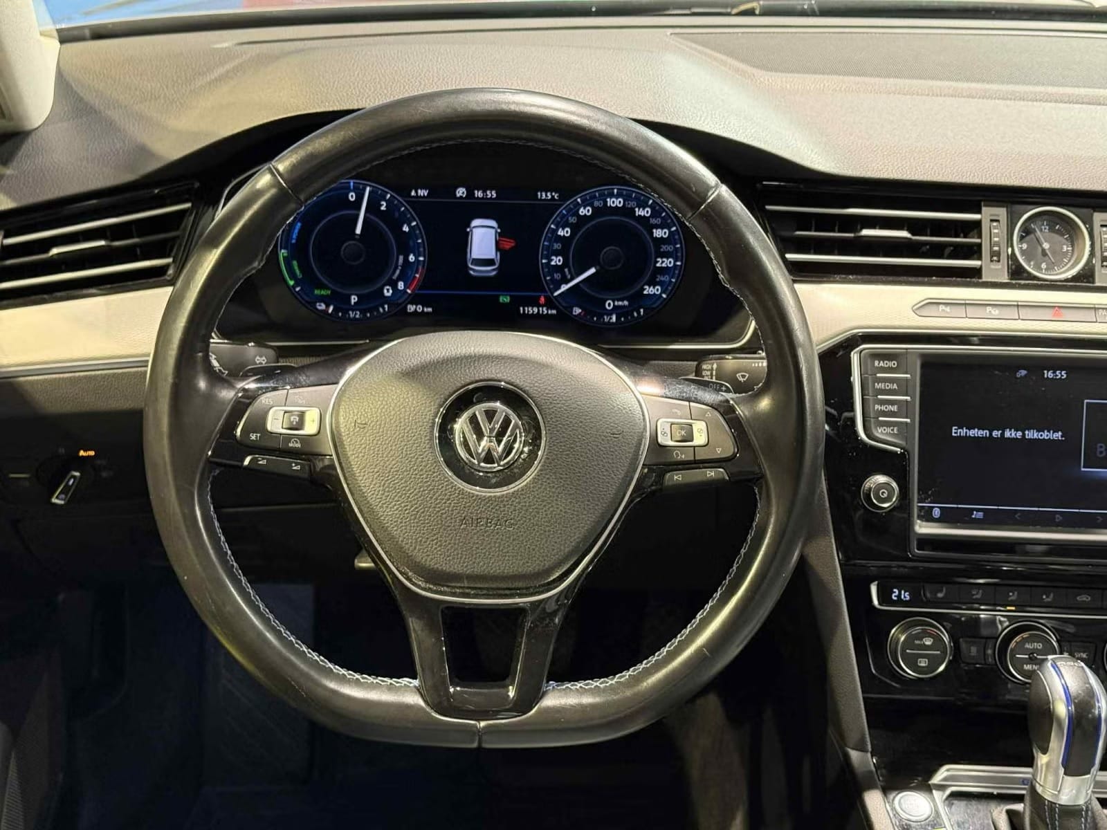 Volkswagen Passat GTE med Ryggekamera