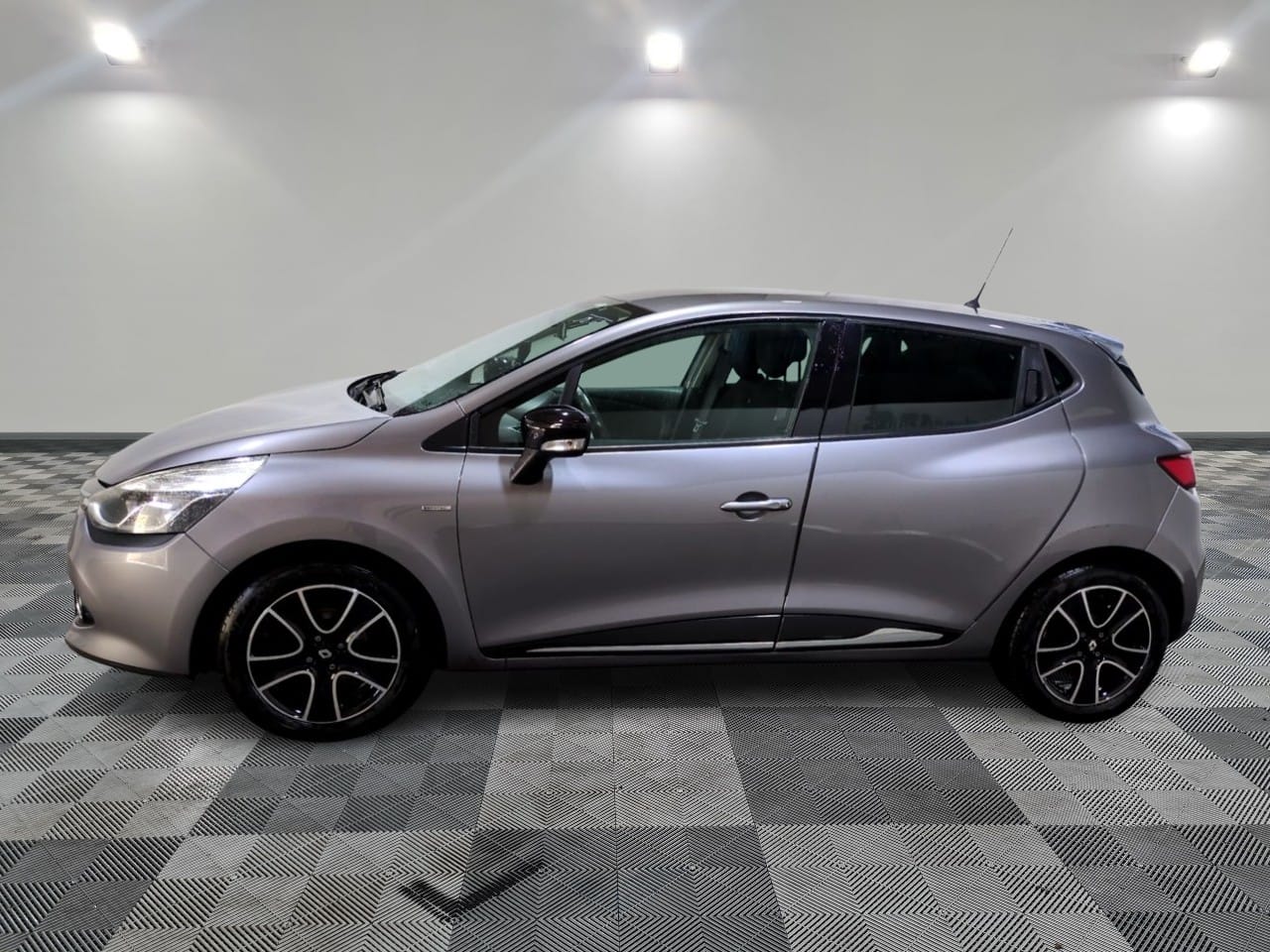 Renault Clio 1.2 avec Climatisation